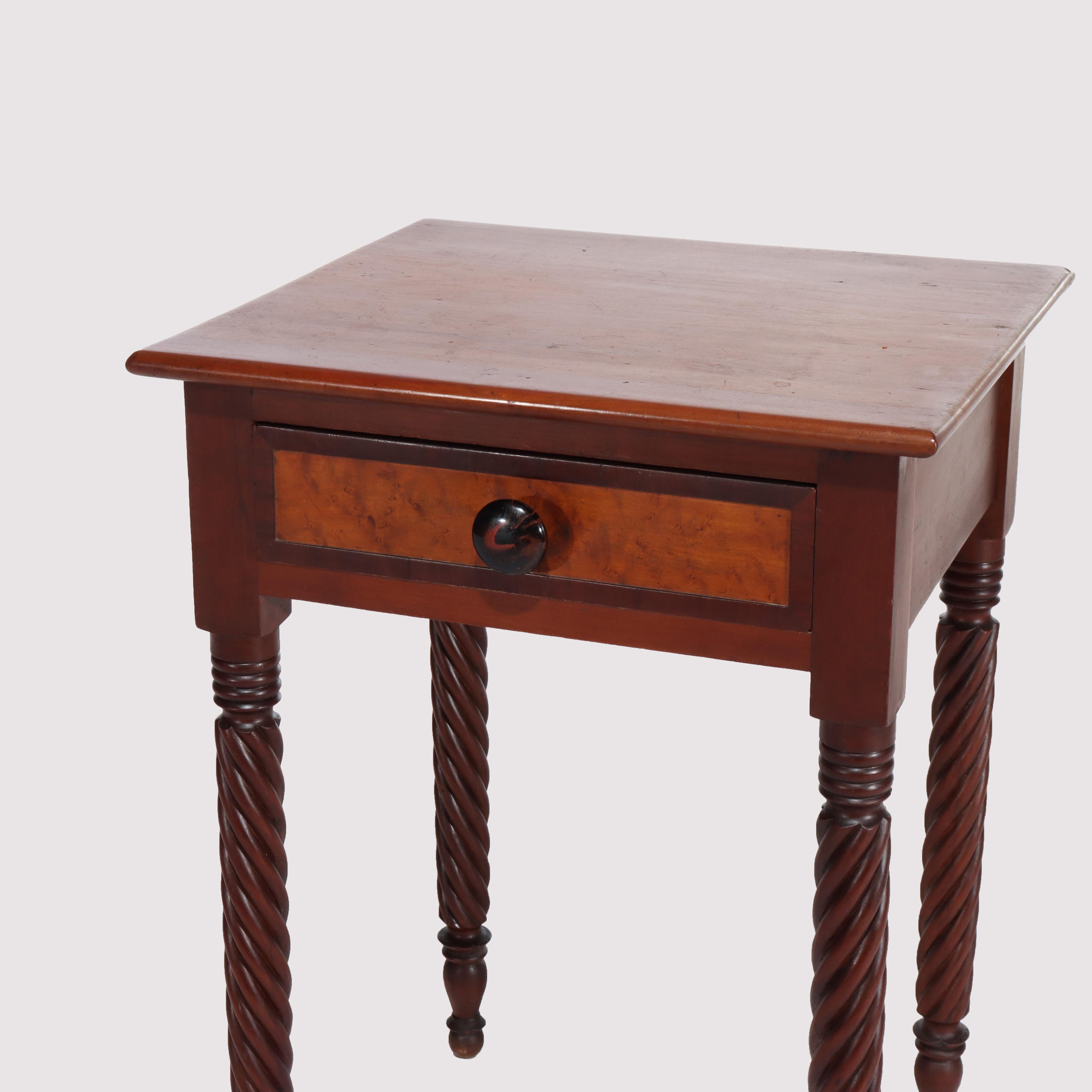 XIXe siècle Stand ancien à un tiroir en cerisier et érable piqué Sheraton C1840 en vente