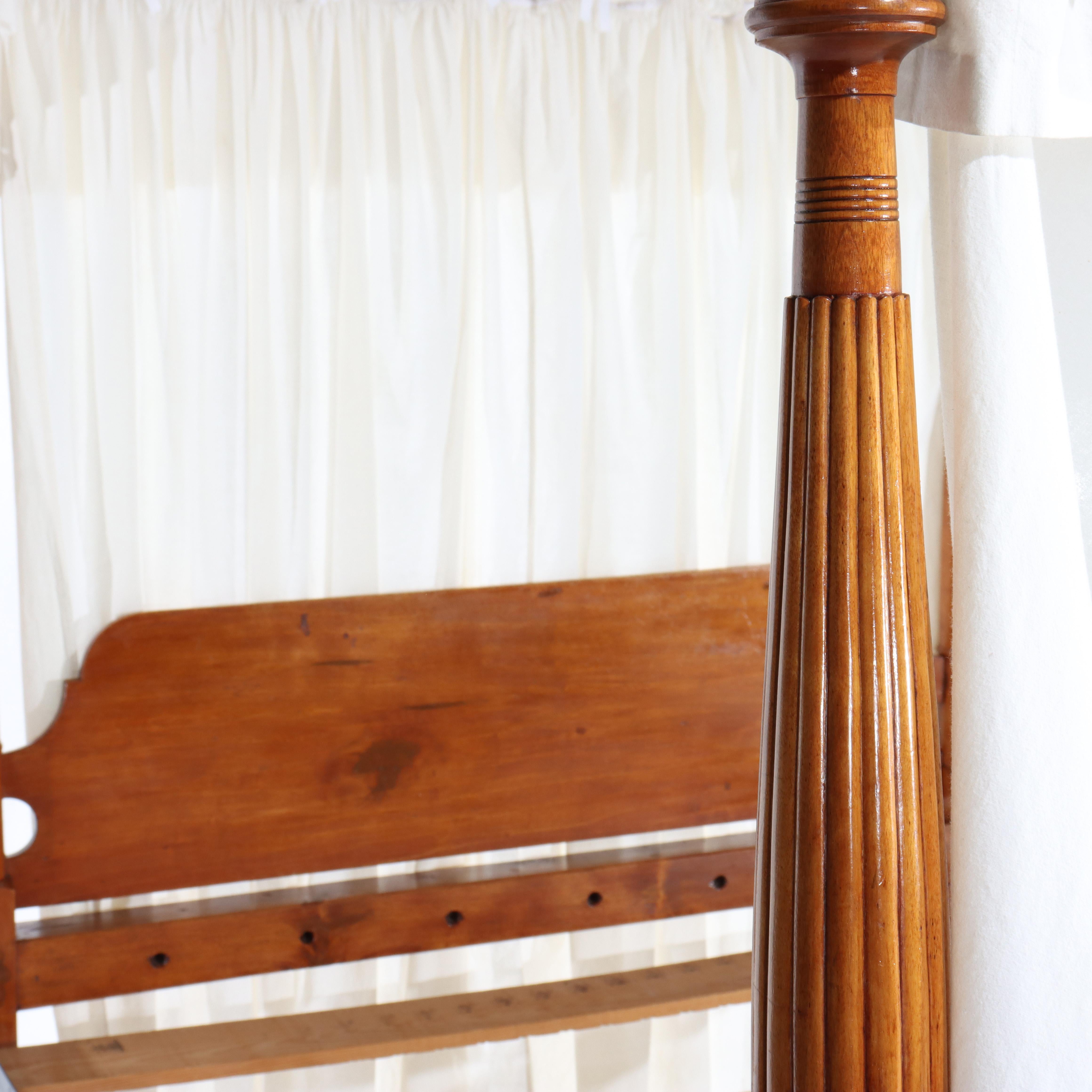 Antigua Cama Sheraton con dosel de cerezo C1820 en venta 3