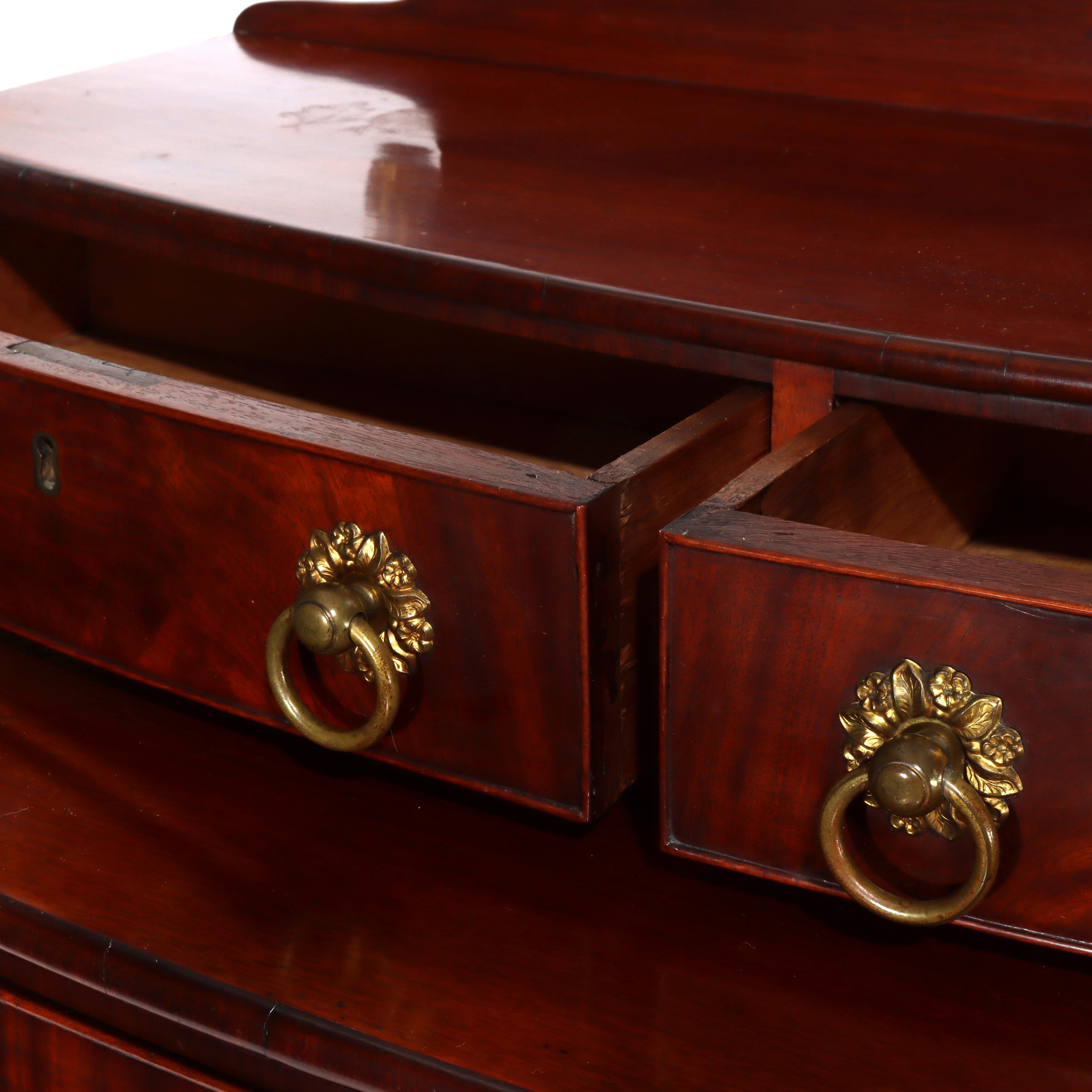 Antico cassettone a 6 cassetti in mogano di Sheraton Feder C1830 In condizioni buone in vendita a Big Flats, NY