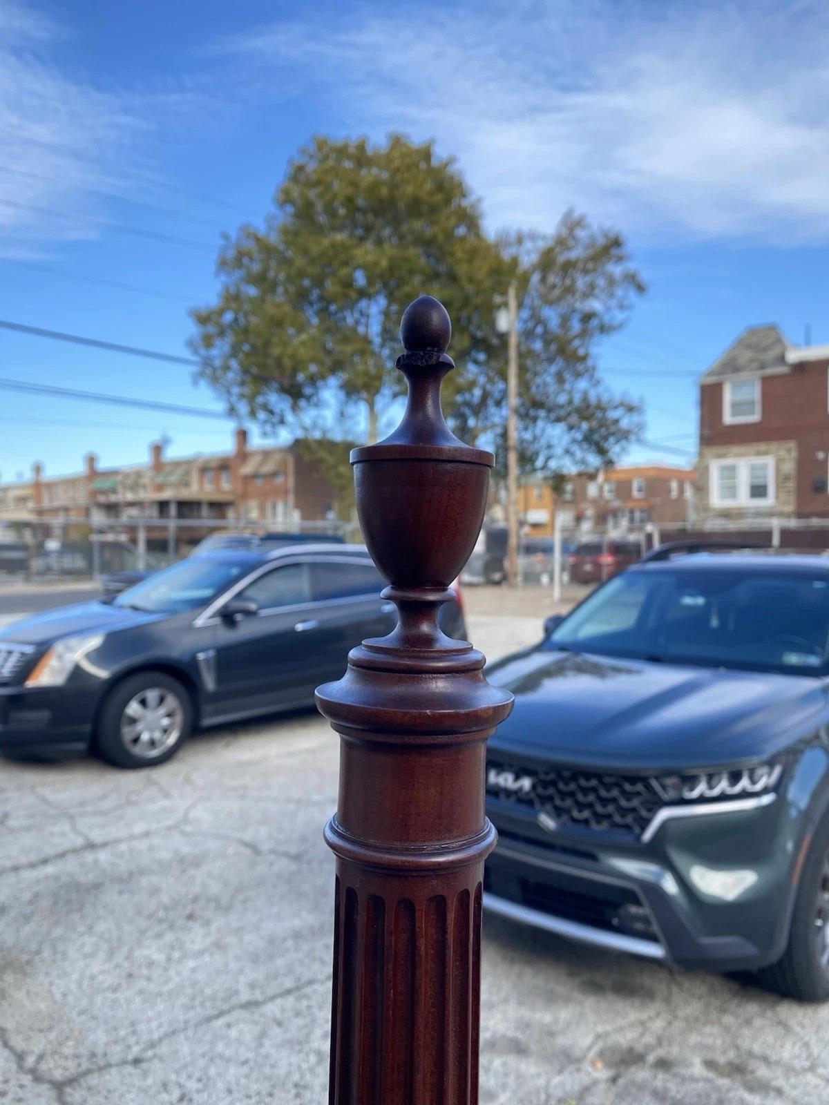 Ancien Sheraton Federal Pinwheel Inlay Mahogany 4 Poster Twin Bed Frame - Pair en vente 7