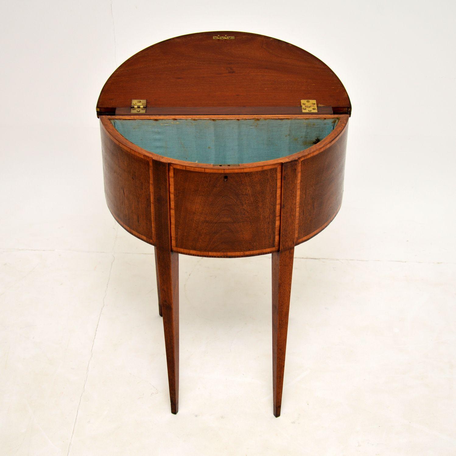 English Antique Sheraton Inlaid Mahogany Tea / Work Table