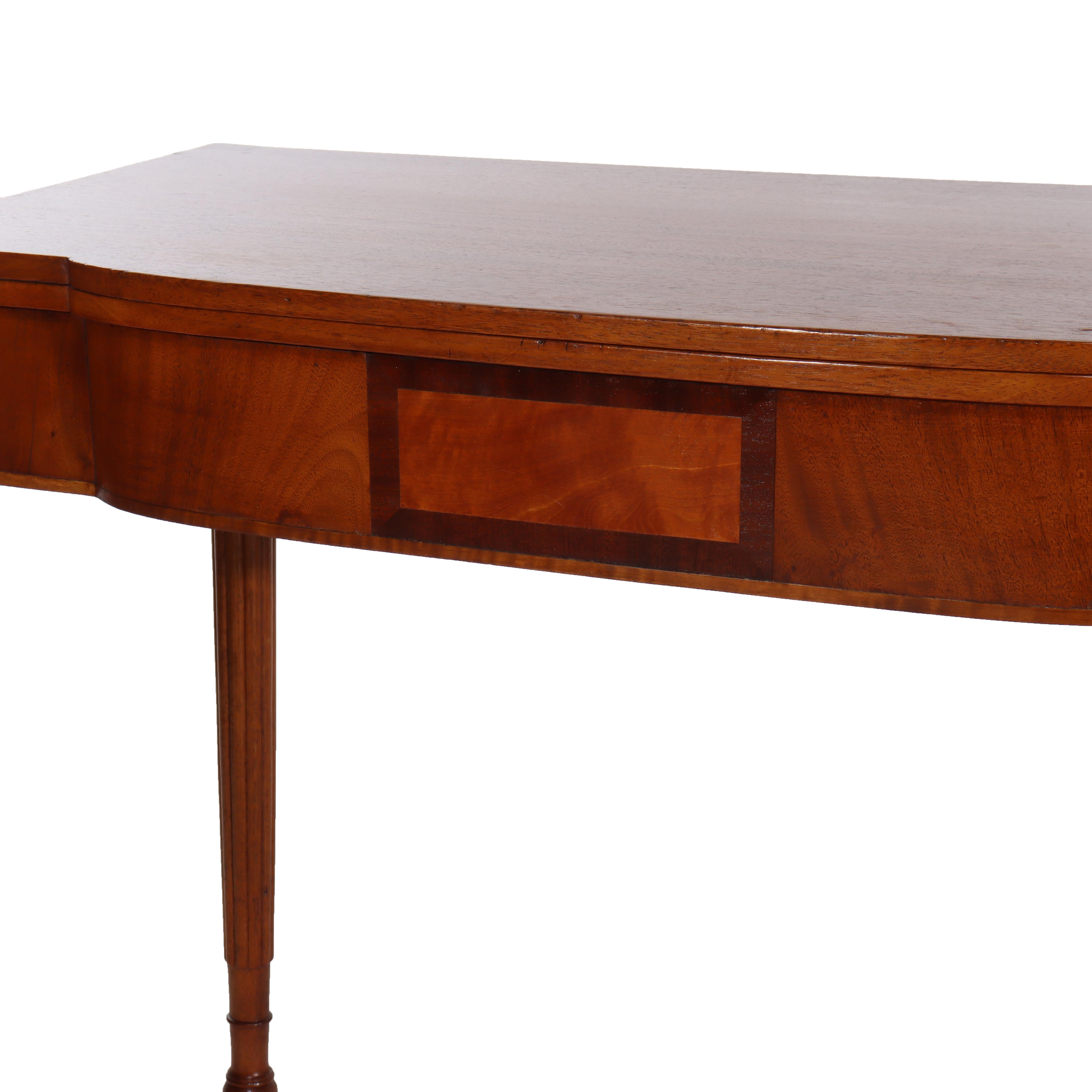 Ancienne table à cartes Sheraton à tourelle en acajou avec bandes et incrustations C1830 Bon état - En vente à Big Flats, NY
