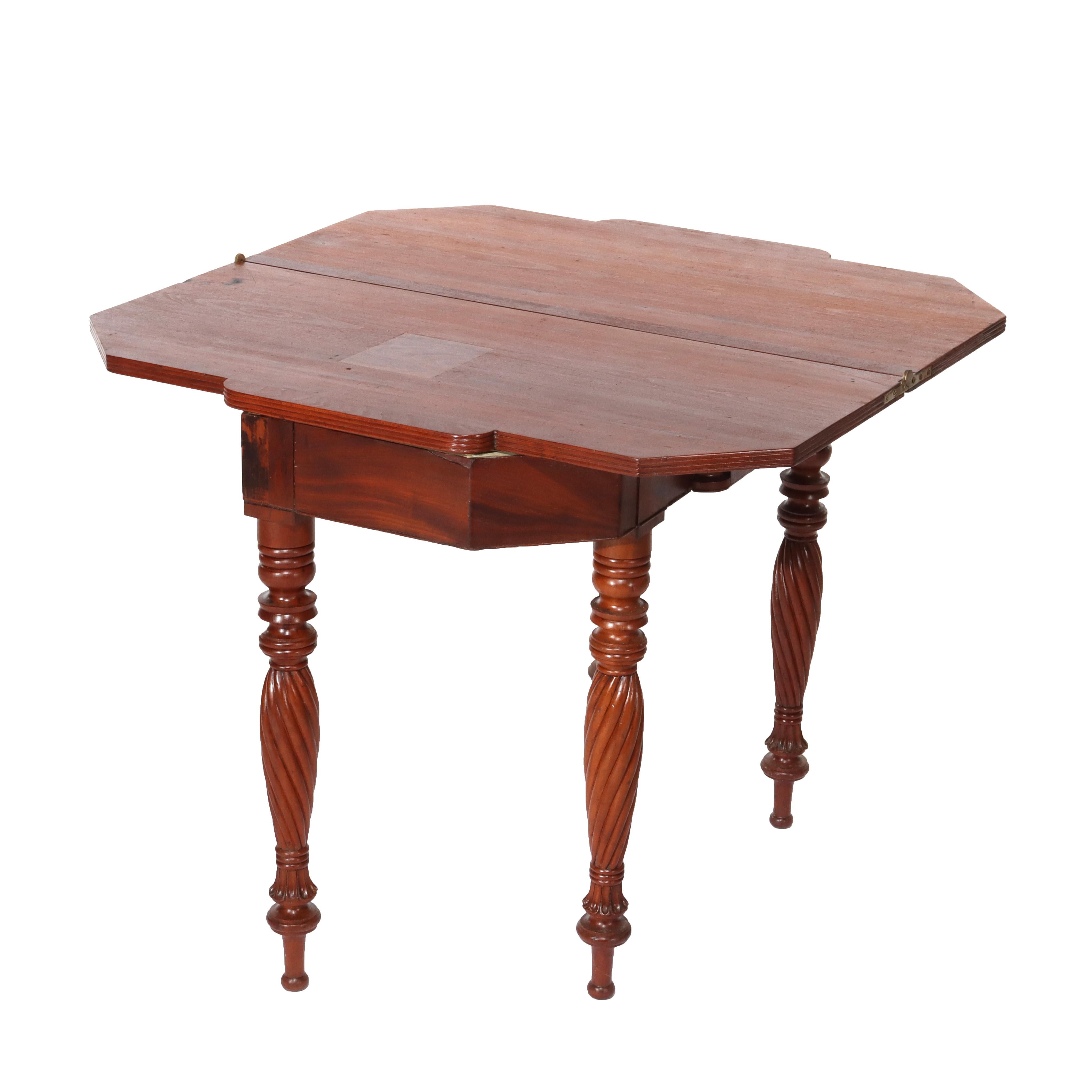 Antigua mesa de cartas Sheraton de caoba C1830
Sin plegar - 28,75