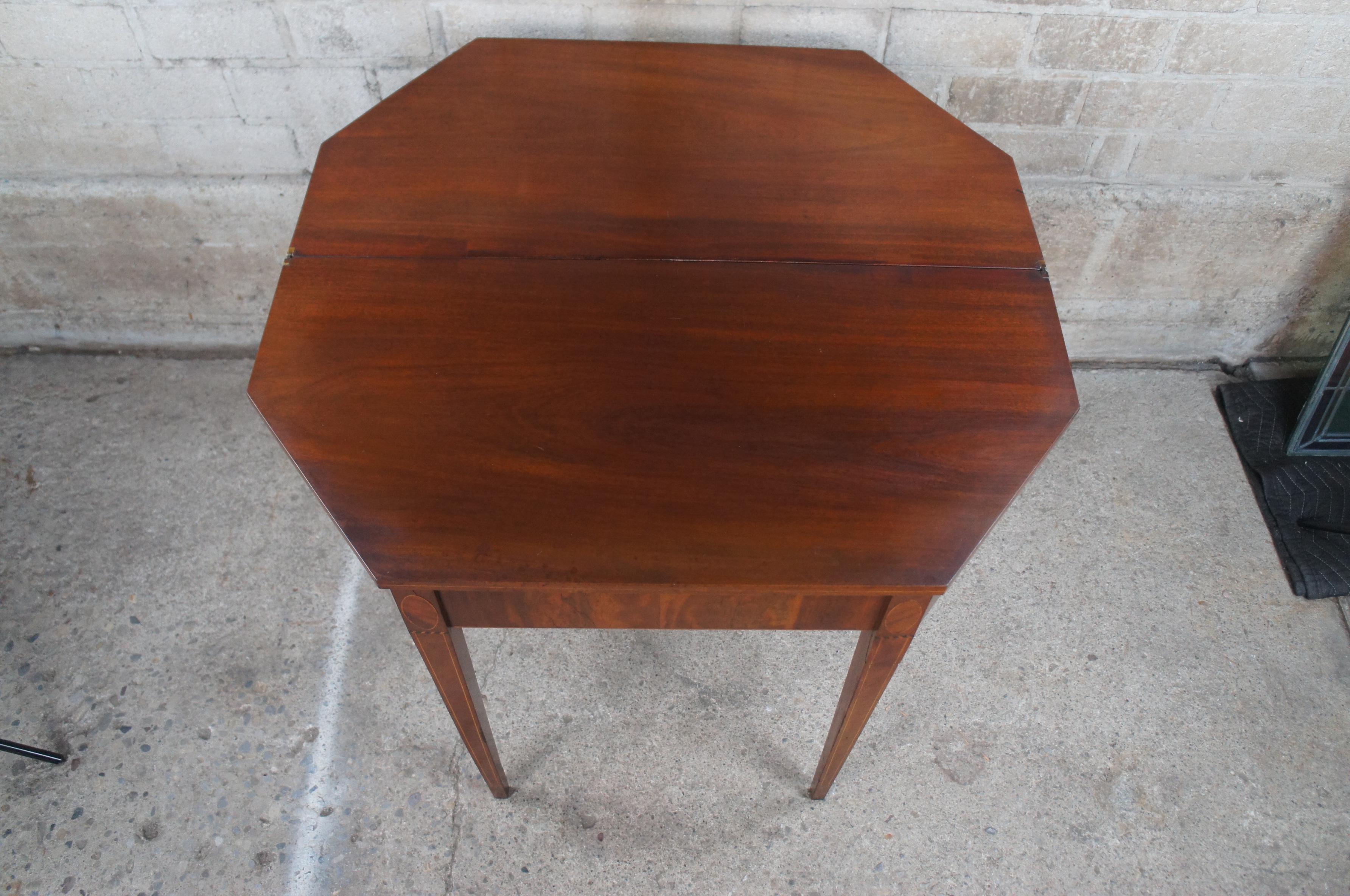 Antique Sheraton Mahogany Inlaid Octagonal Flip Top Game Card Tea Console Table For Sale 2