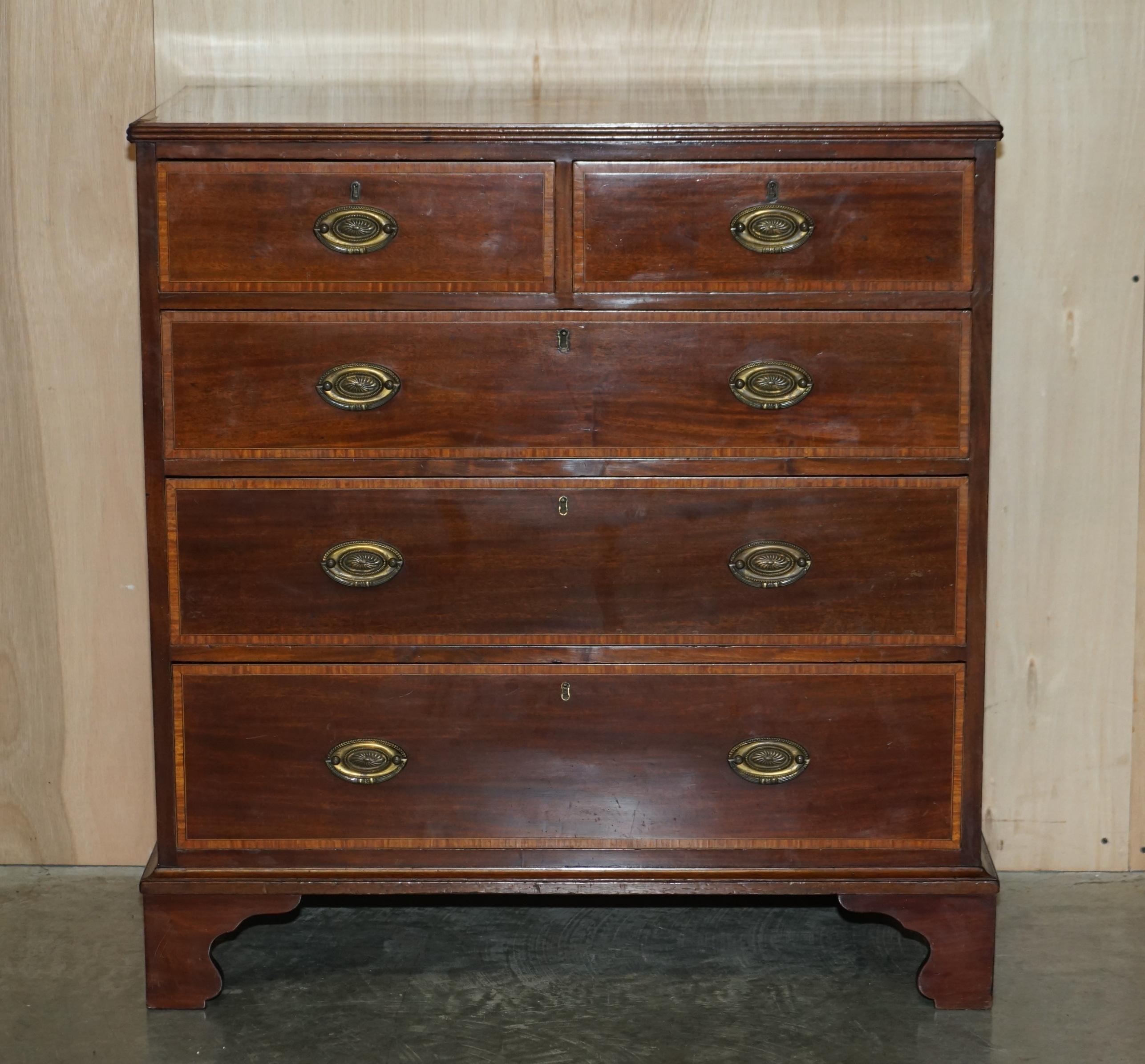 We are delighted to offer for sale this stunning, stamped, F.Thomas Halesowen, Sheraton Revival, Victorian mahogany and Satinwood Chest of Drawers

A very good looking well made and decorative chest, made in the two over three format, based on a