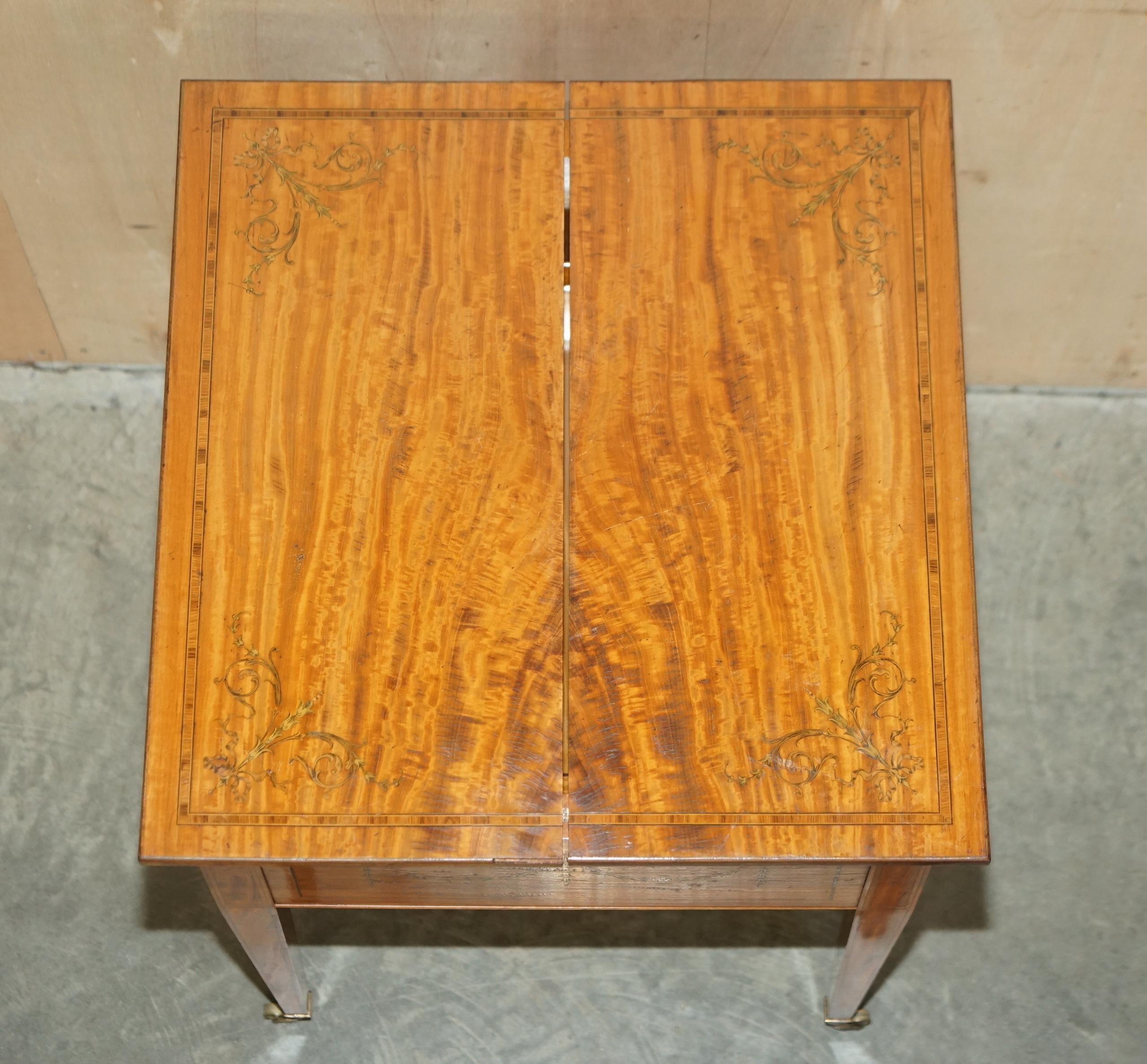 Mid-19th Century Antique Sheraton Revival Victorian Restored Maple & Co Elevette Drinks Table For Sale