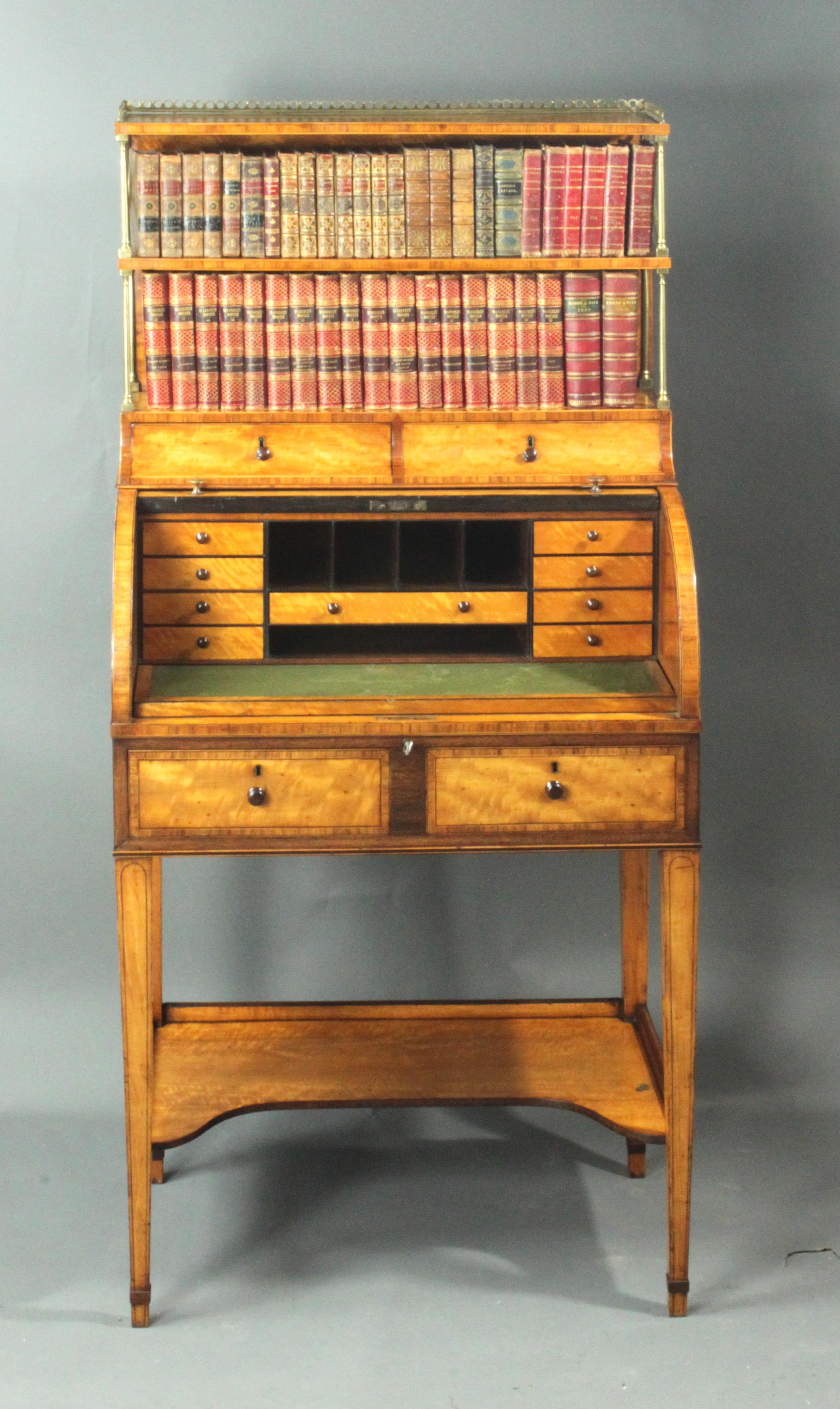 Antique Sheraton Satinwood Cylinder Bookcase In Good Condition For Sale In Bradford-on-Avon, Wiltshire