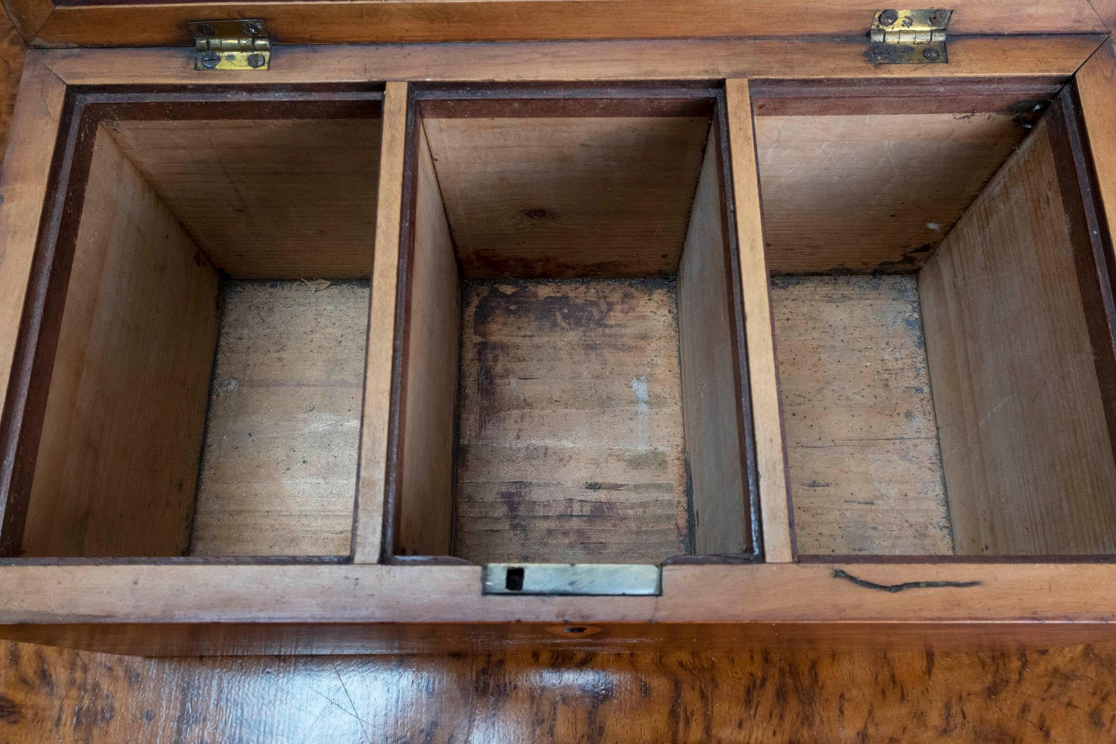 Antique Sheraton Style Inlaid 3 Compartment Tea Caddy. English C.1780 2