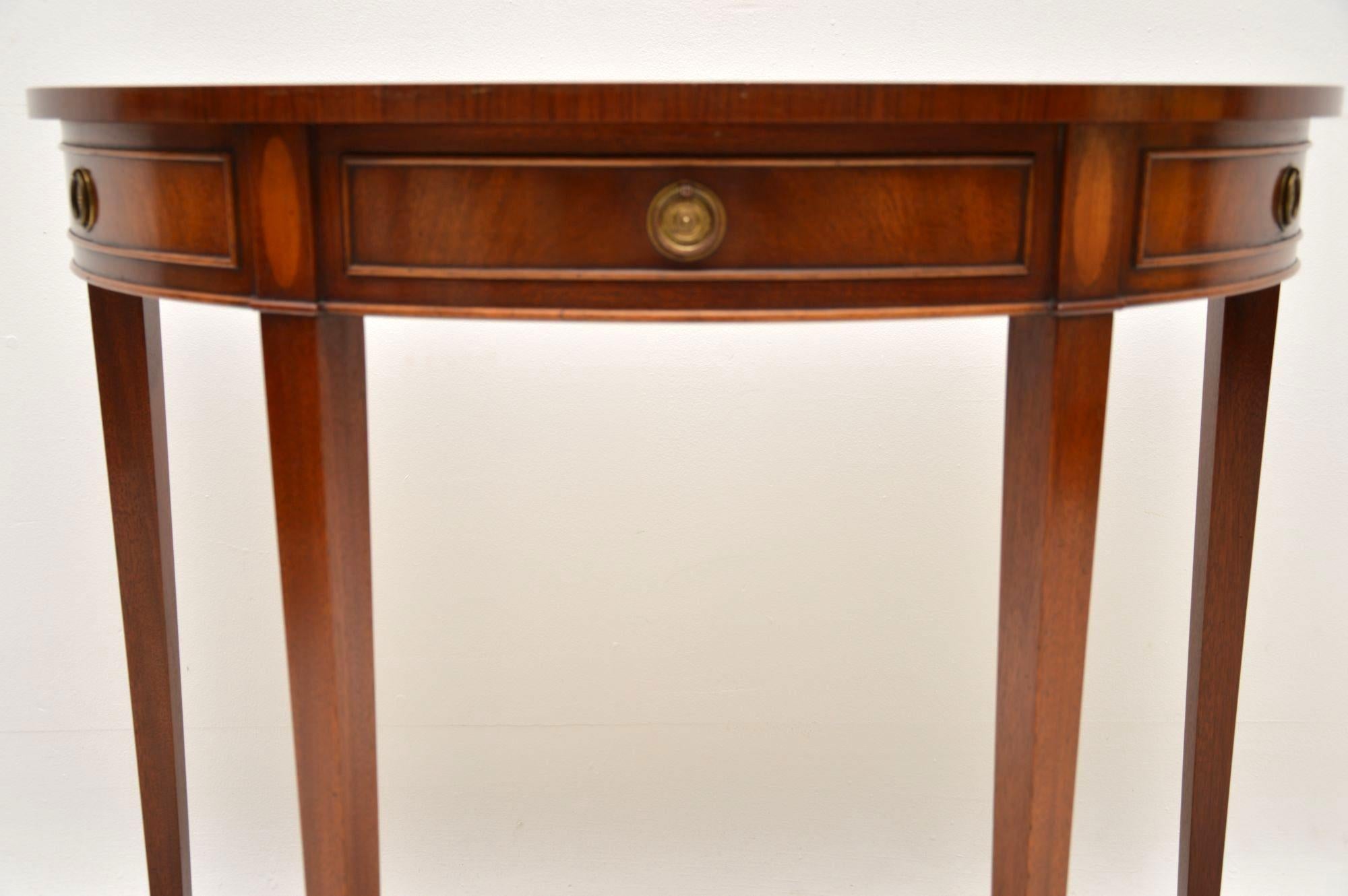 Antique Sheraton Style Inlaid Mahogany Console Table In Good Condition In London, GB