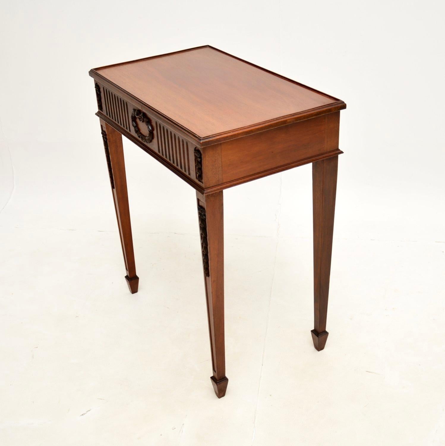 Antique Sheraton Style Side Table In Good Condition For Sale In London, GB