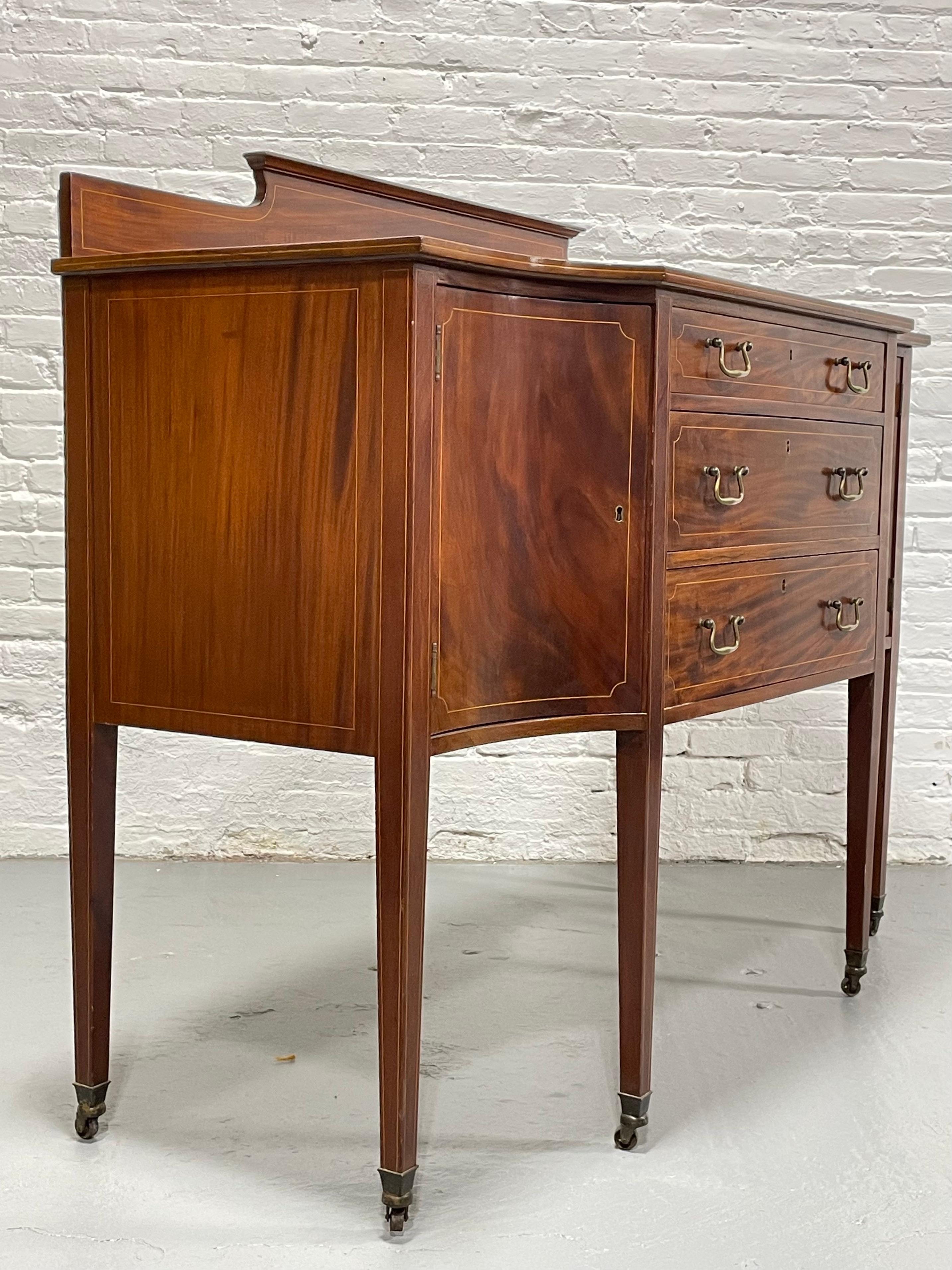 Antique SHERATON styled Mahogany SIDEBOARD / Server, c. 1910’s For Sale 4