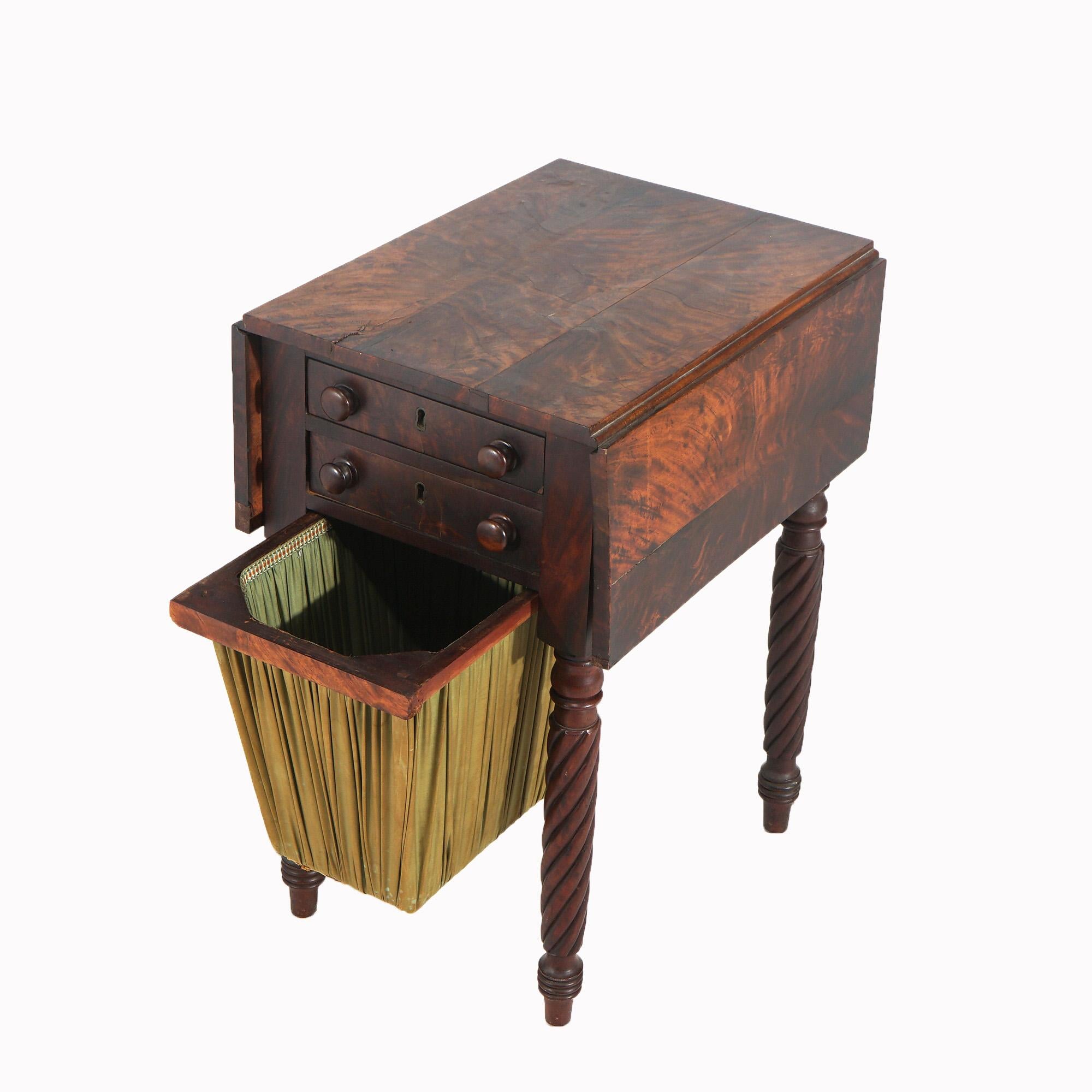 Antiquité - Sheridan Flame Mahogany Two-Drawer Drop-Leaf Sewing Stand & Basket C1830 Bon état - En vente à Big Flats, NY