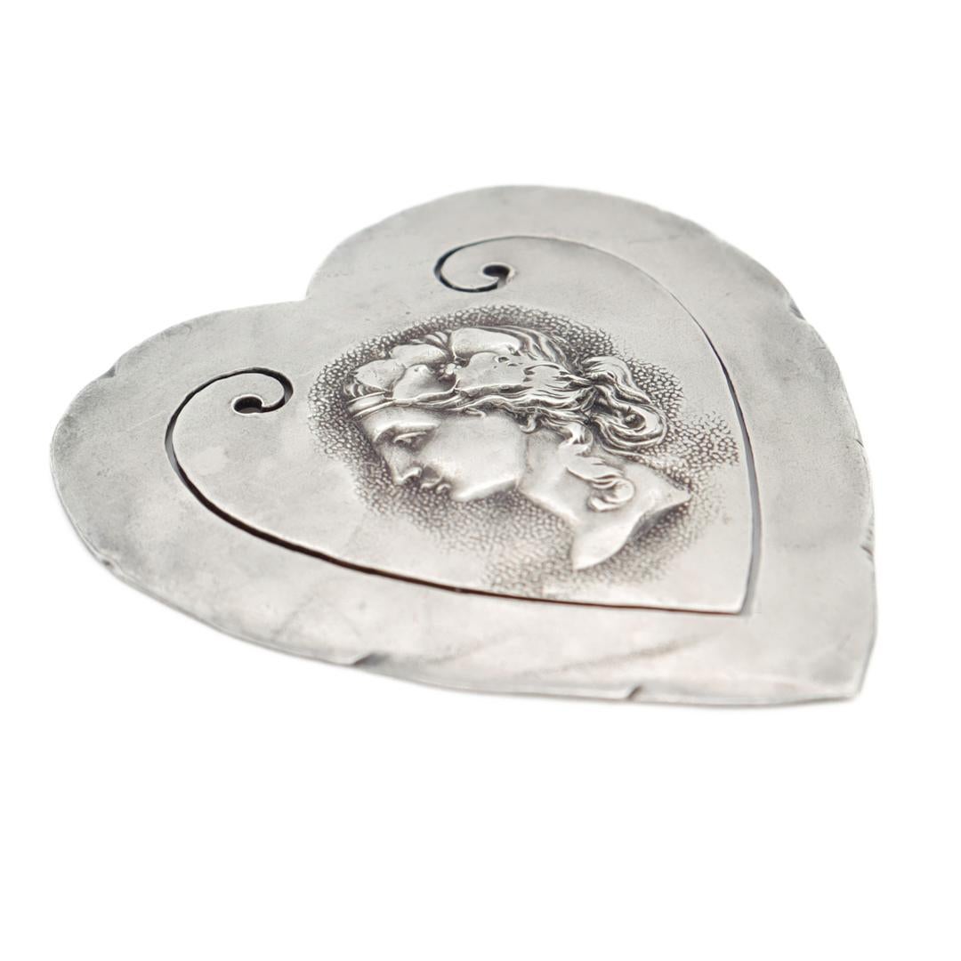 Antique passe-partout Shiebler en argent sterling de style néo-étrusque en forme de cœur en vente 4