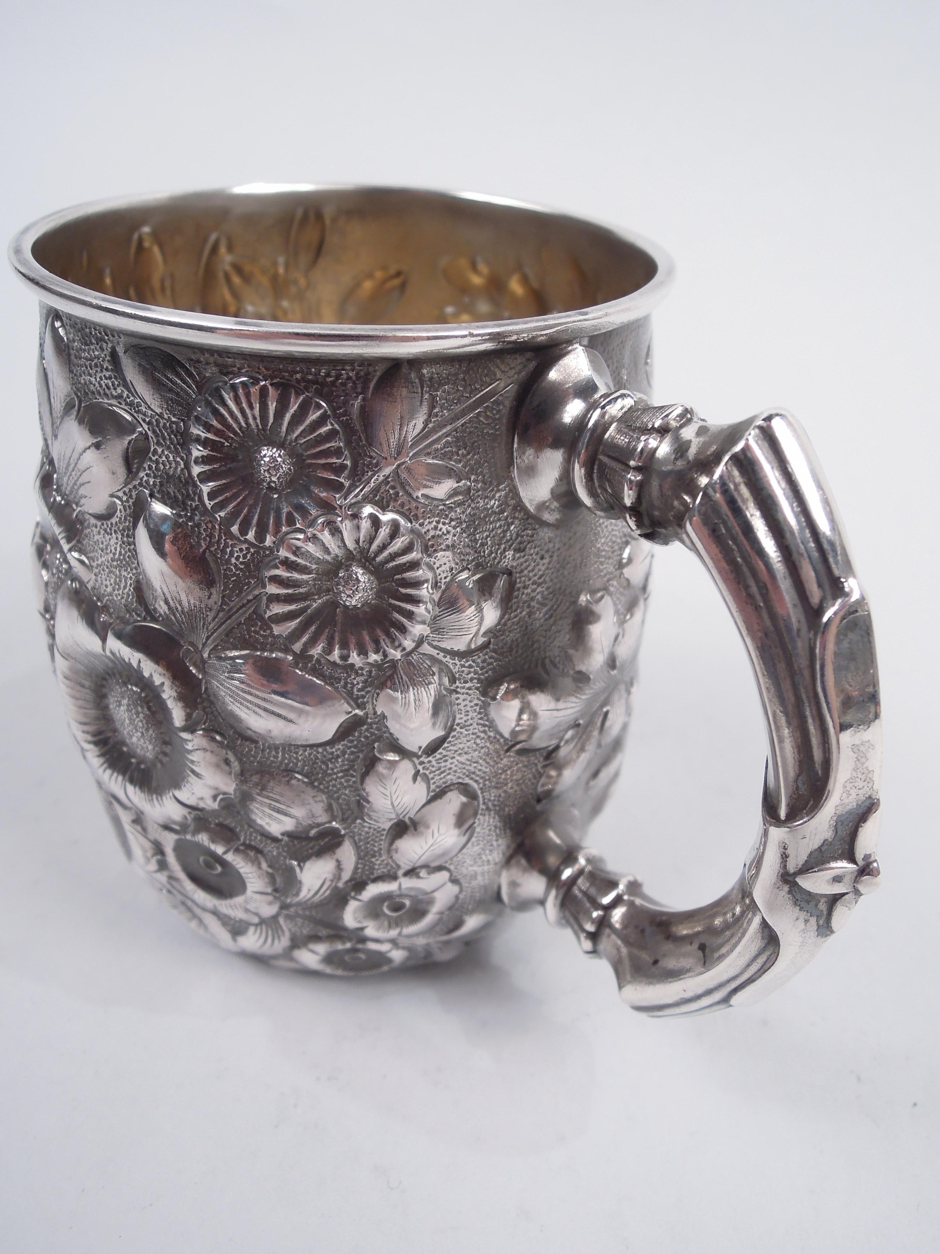 XIXe siècle Ancienne tasse pour bébé victorienne Shiebler en argent sterling repoussé en vente