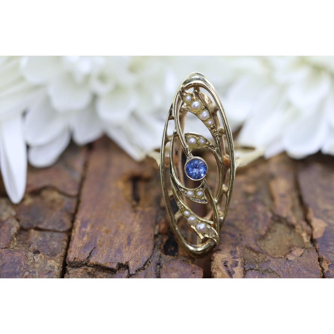 Antique shield ring. Sapphire pearl seed. 14k Filigree Open scroll ring. For Sale 7