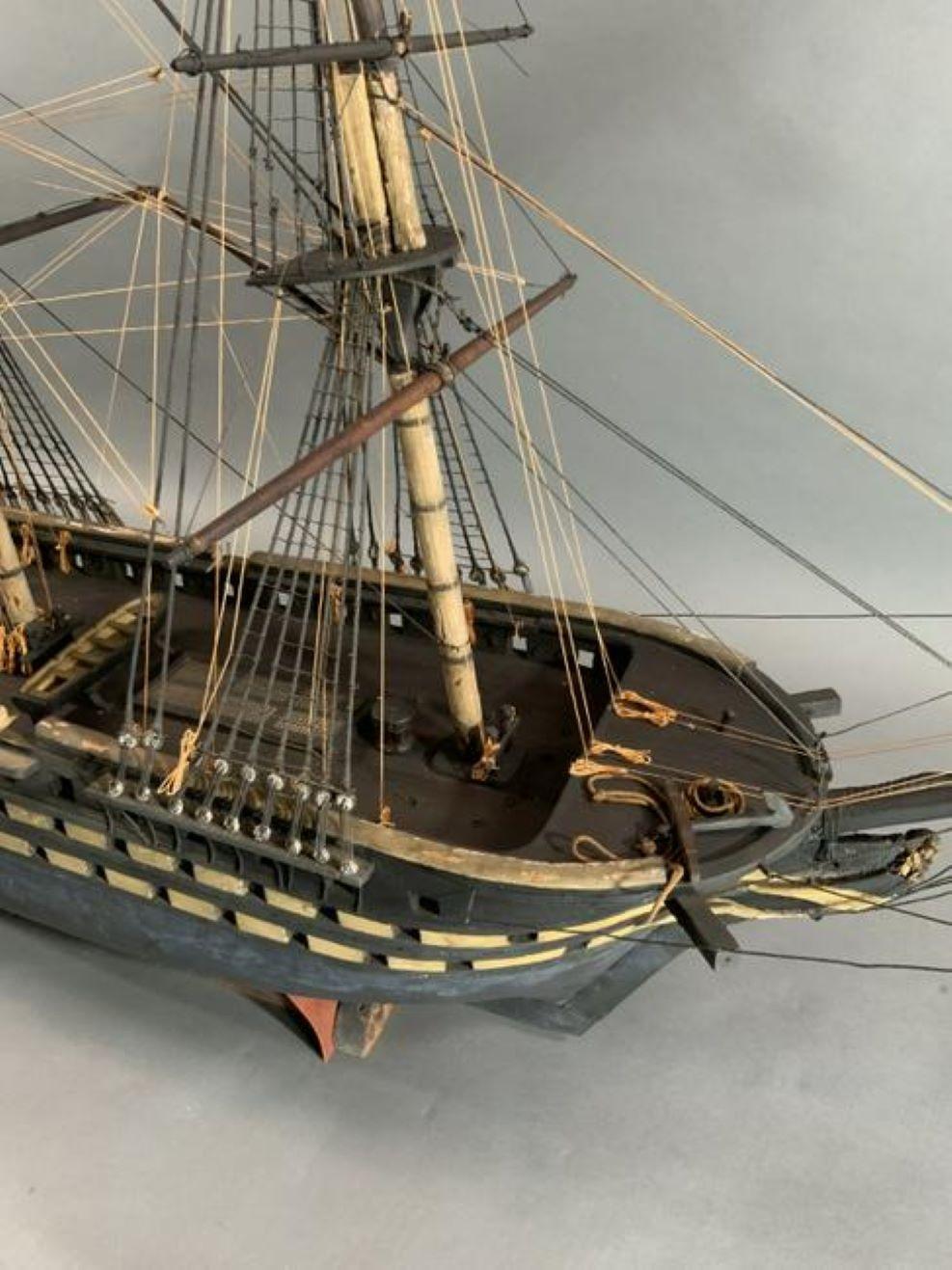 Bois Modèle de bateau ancien en vente