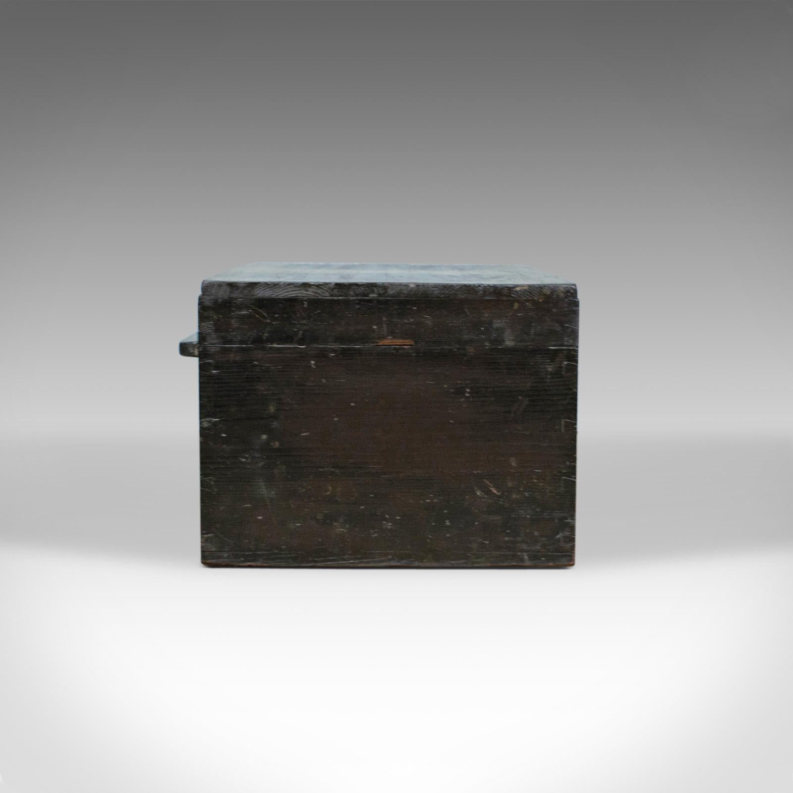 shipwright's chest