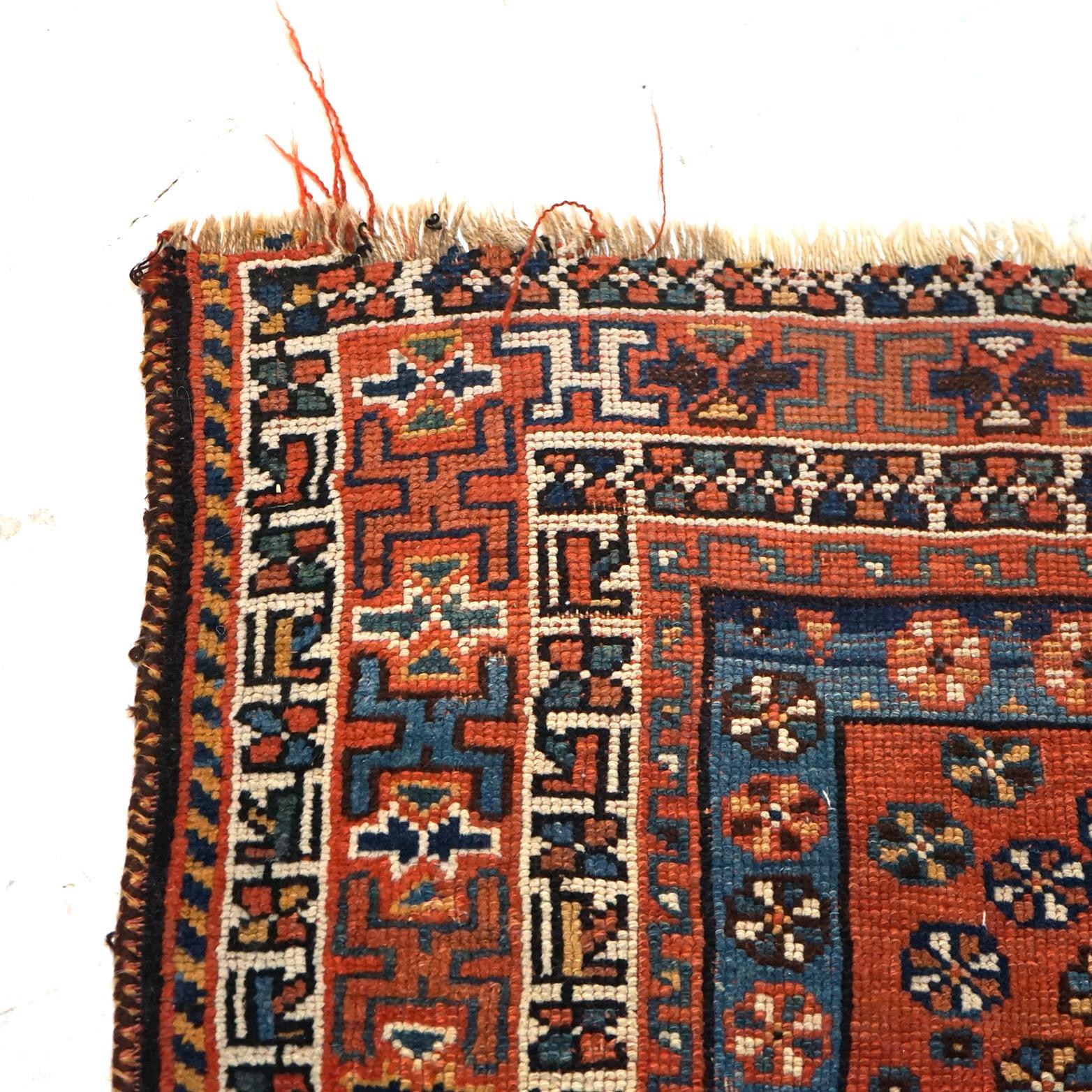 Antique Shiraz Oriental Wool Rug with Triple Medallion C1920 5