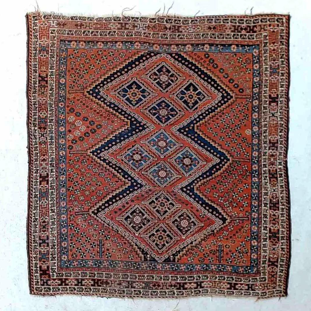 Antique Shiraz Oriental Wool Rug with Triple Medallion C1920

Measures - 81