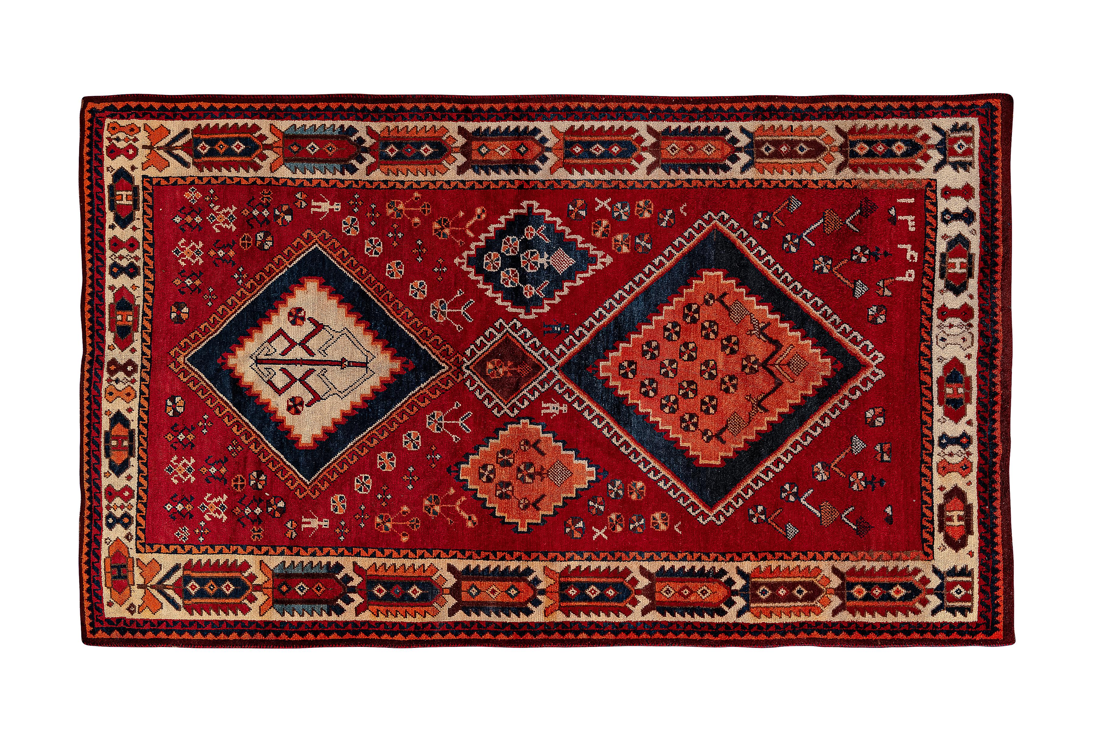 Antique Shiraz Persian Rug  In Good Condition For Sale In Barueri, SP, BR