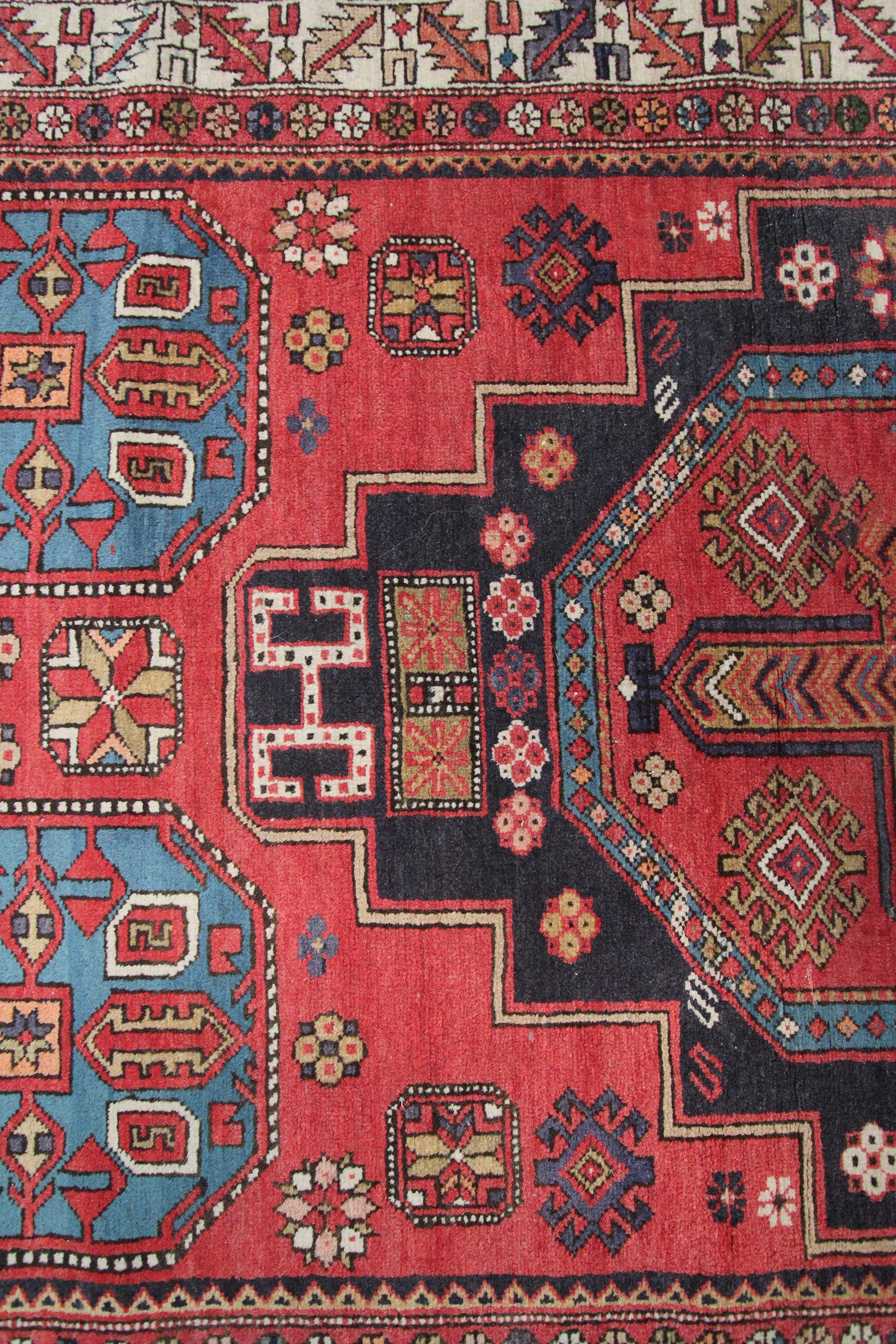 Antiker kaukasischer Schirwan-Teppich, Kaukasischer Schirwan-Teppich, geometrisch, 4x6, Stammeskunst (Handgeknüpft) im Angebot