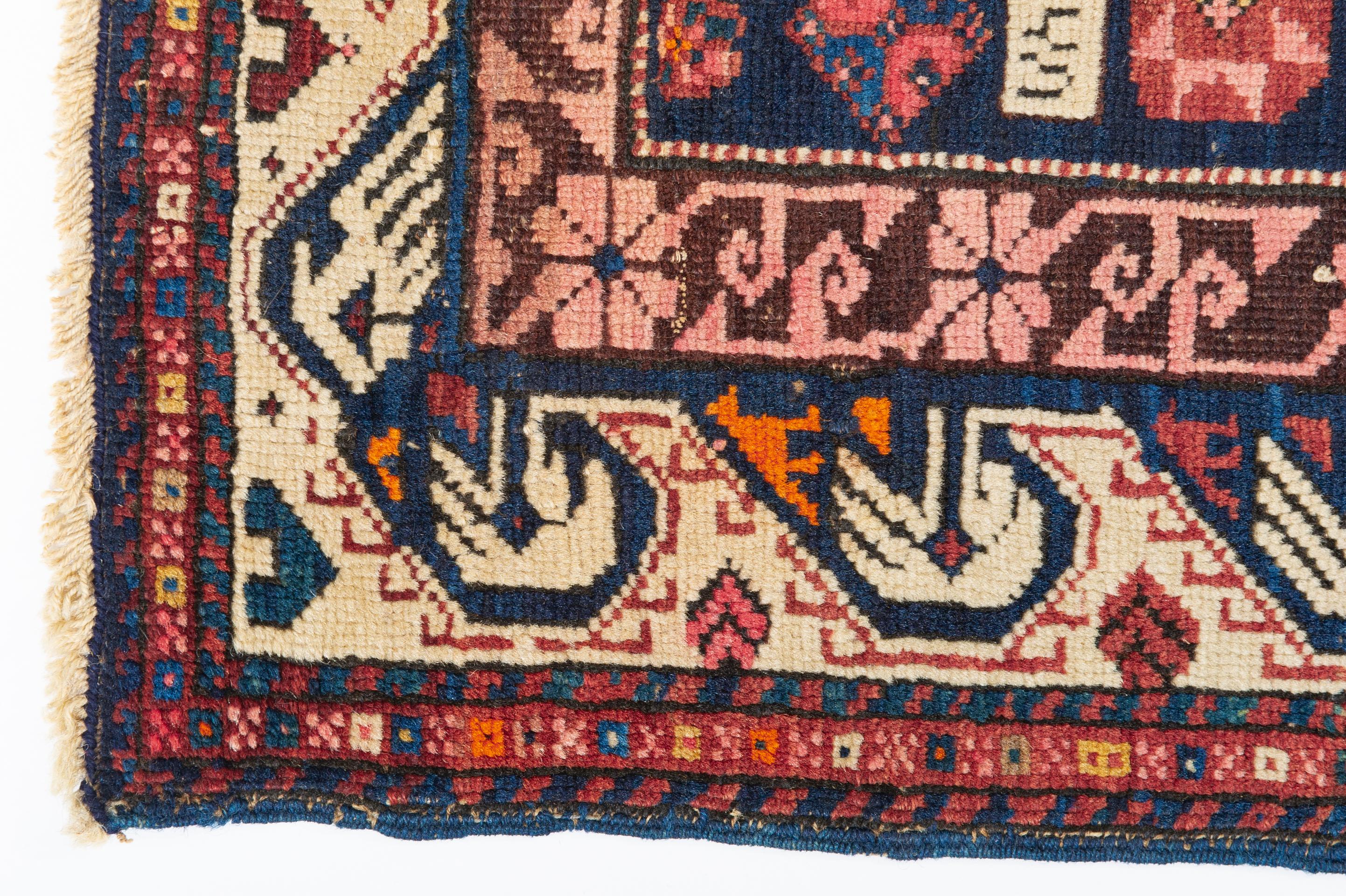 Antiker, datierter SHIRVAN-Teppich im Angebot 2