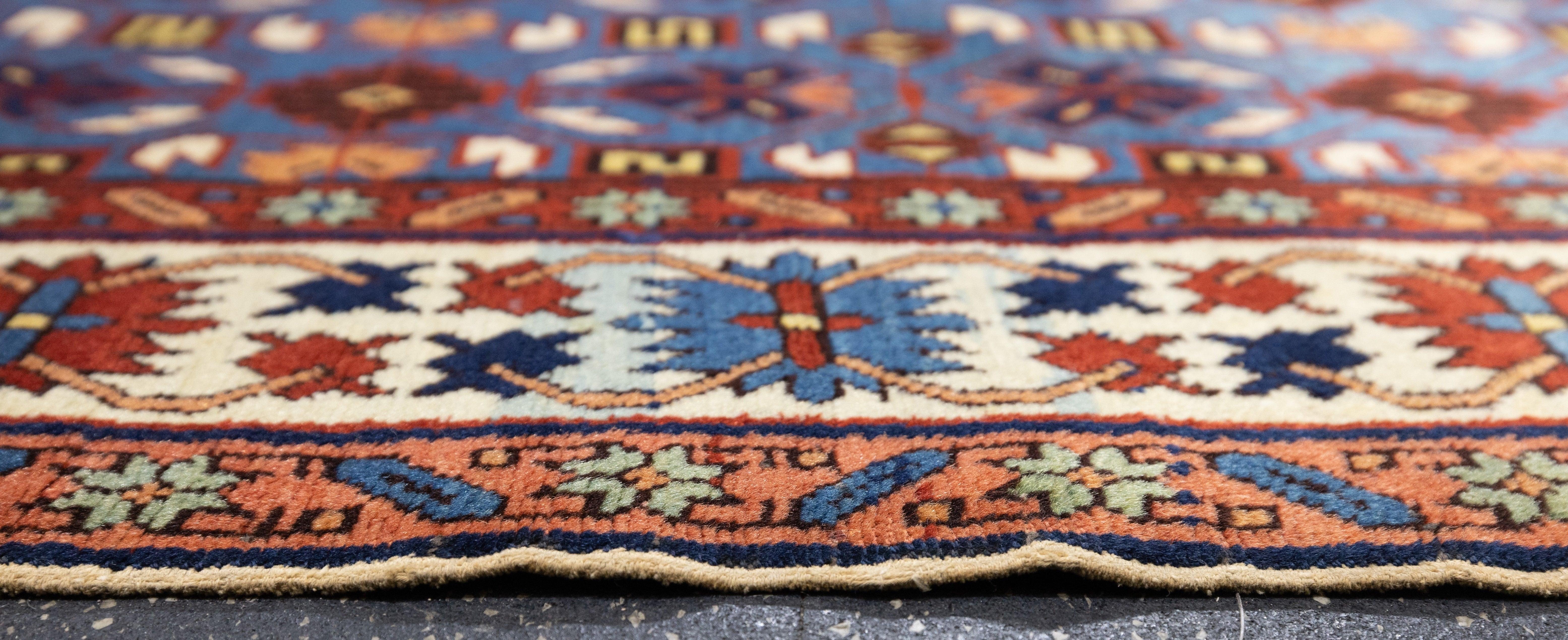 Antiker Shirvan Kuba-Teppich 3'7'' x 5'7'' im Zustand „Hervorragend“ im Angebot in New York, NY