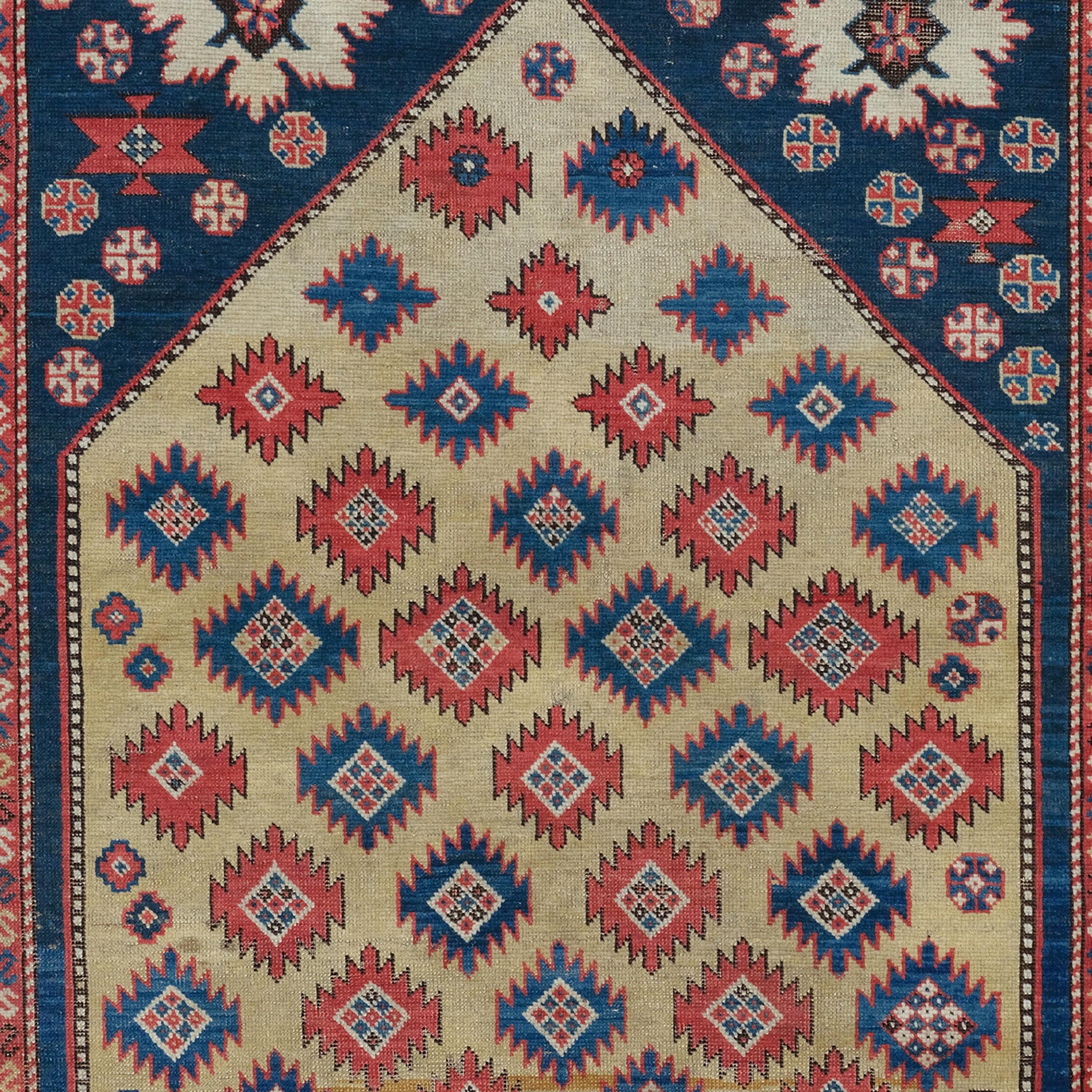 Caucasien Tapis de prière Shirvan ancien, vers 1870, tapis ancien du Caucase en vente