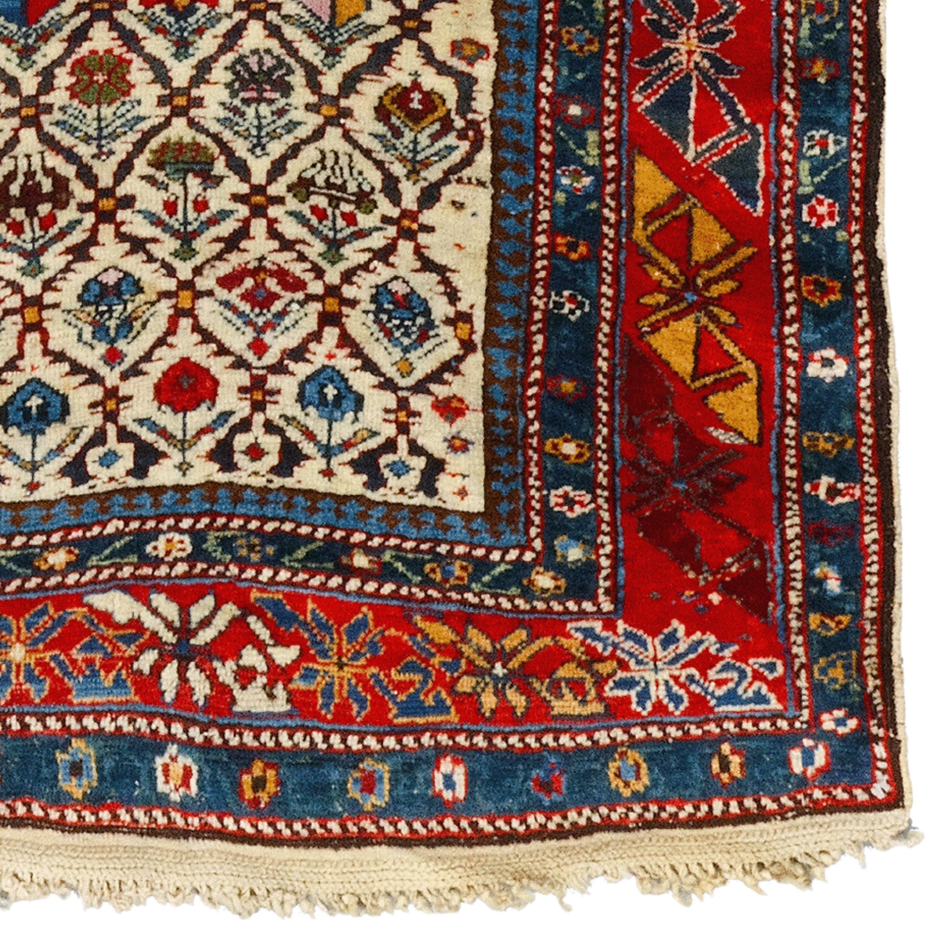 Antiker Schirwan-Teppich - Kaukasischer Schirwan-Gebetteppich aus dem 19. Jahrhundert, antiker Teppich im Angebot 1