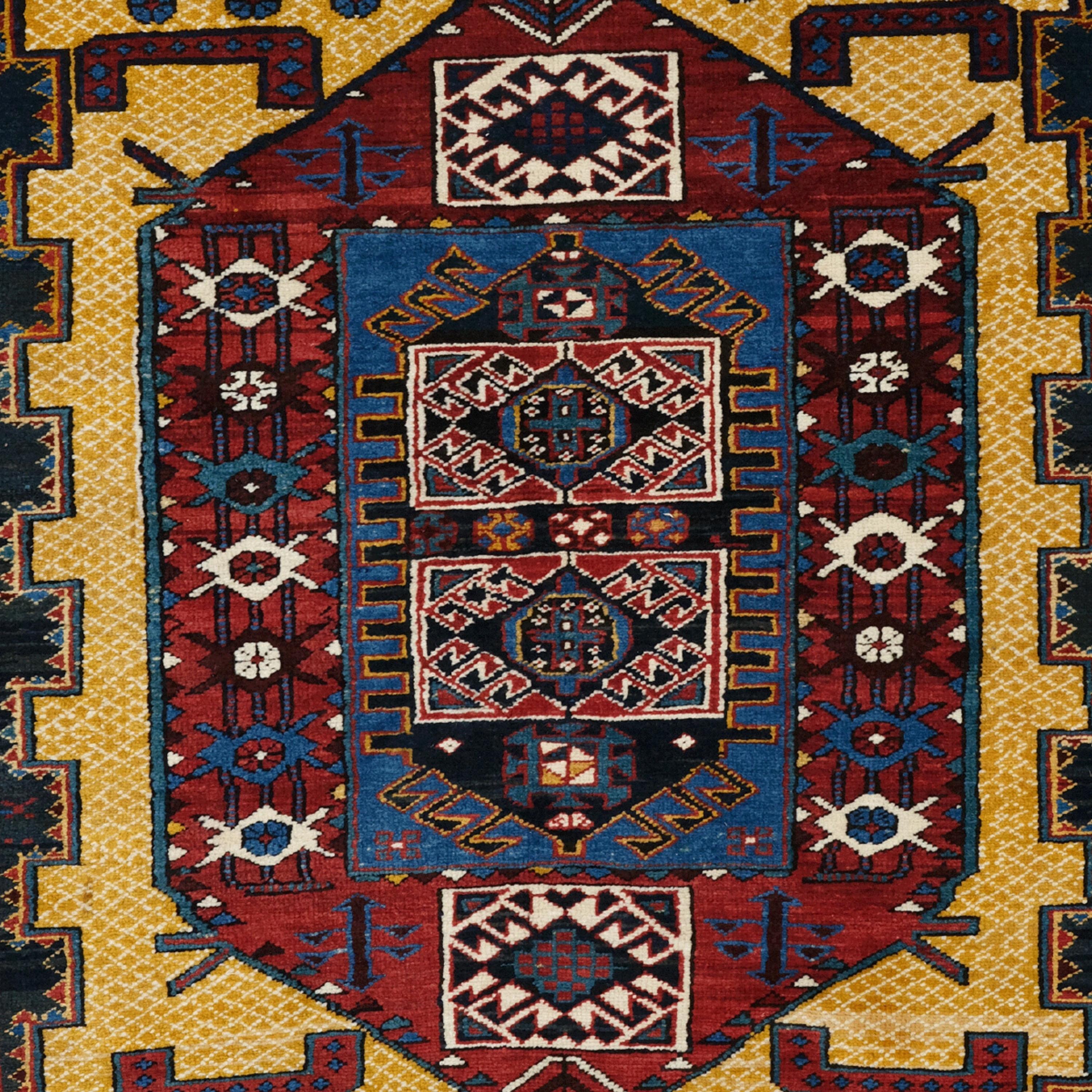 Antique Shirvan Rug - 19th Century Caucasian Shirvan Rug, Caucasus Rug In Good Condition For Sale In Sultanahmet, 34
