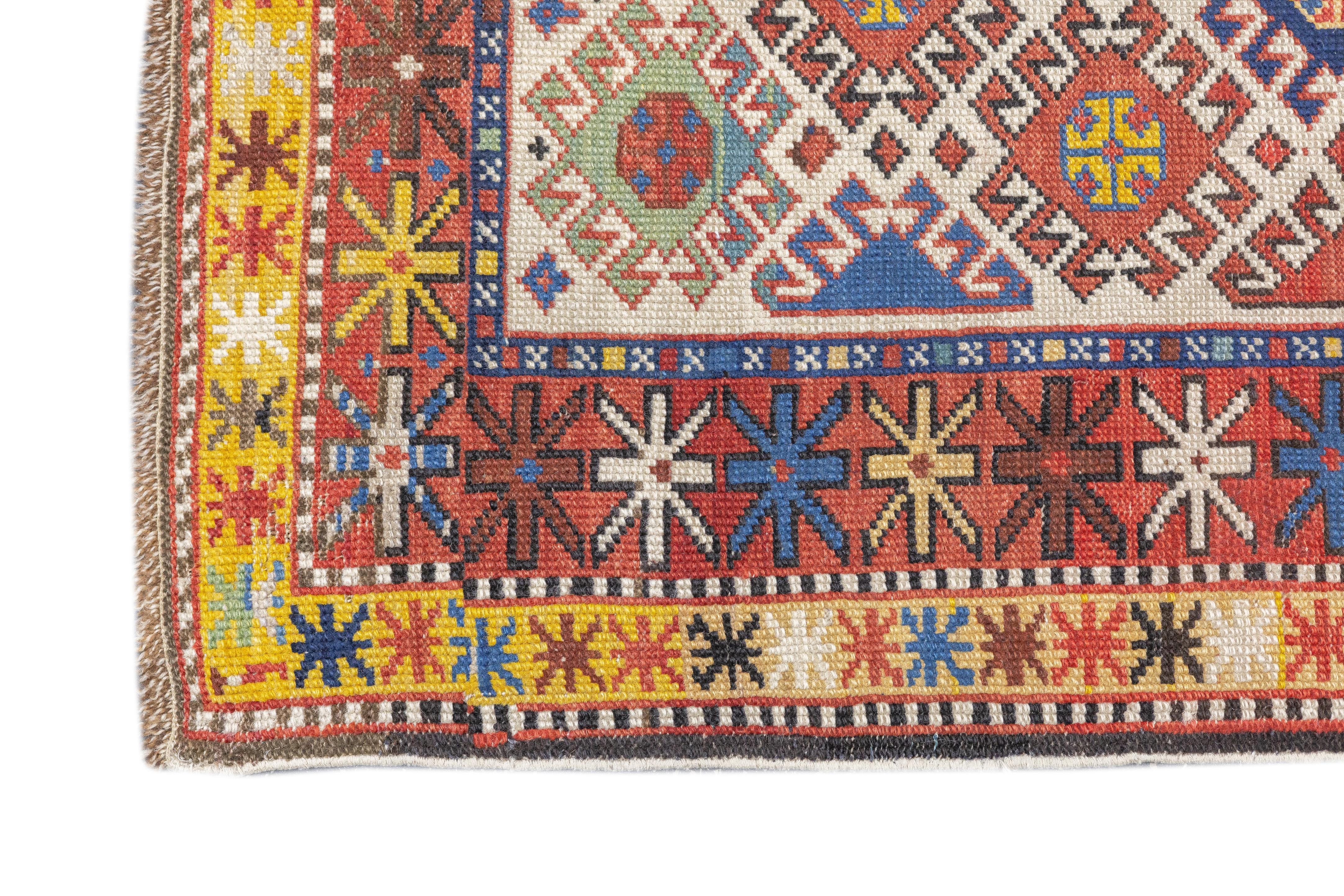 Antique Shirvan Rug 2'8'' x 4'9'' (19. Jahrhundert) im Angebot