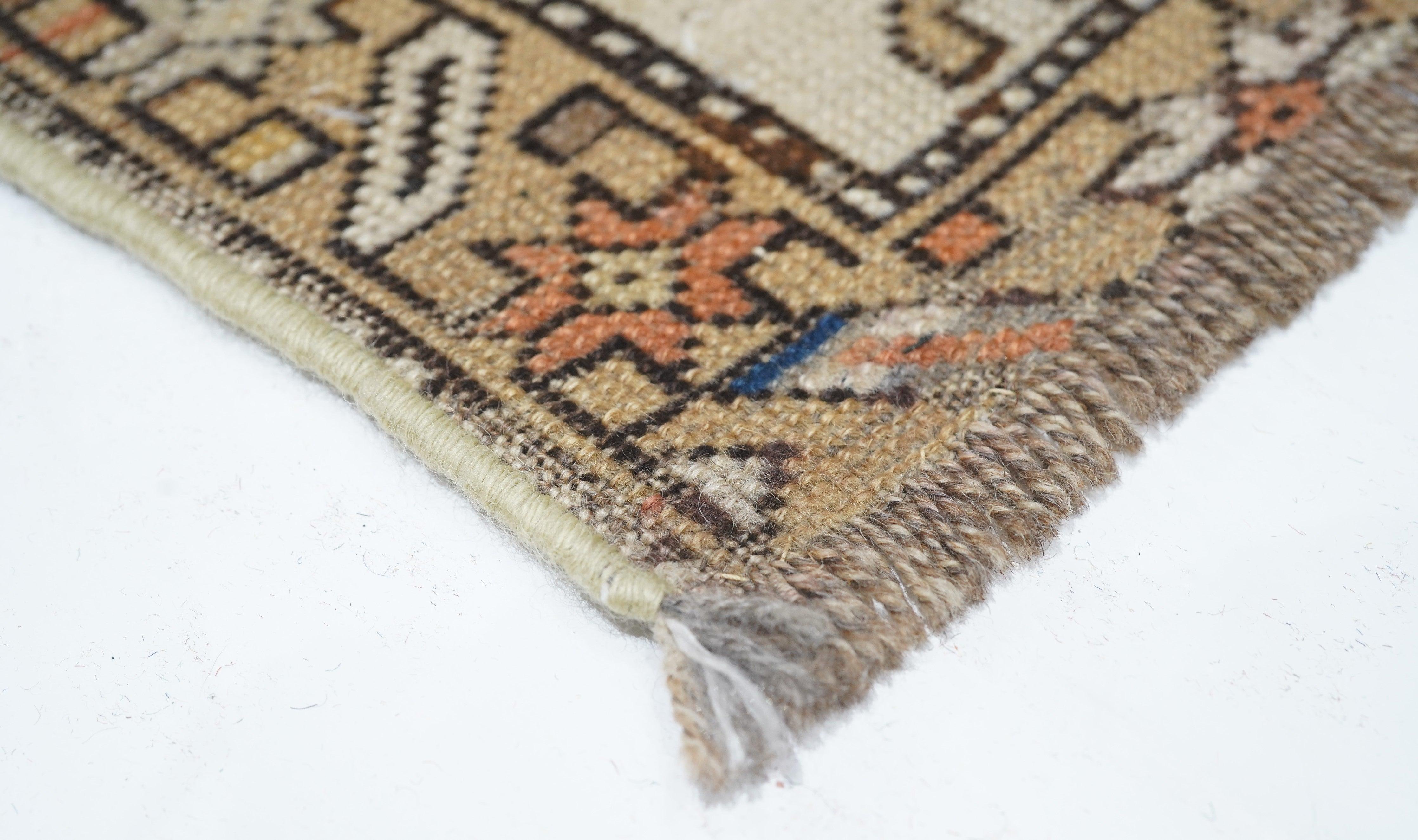 Antiker Schirwan-Teppich (Asiatisch) im Angebot