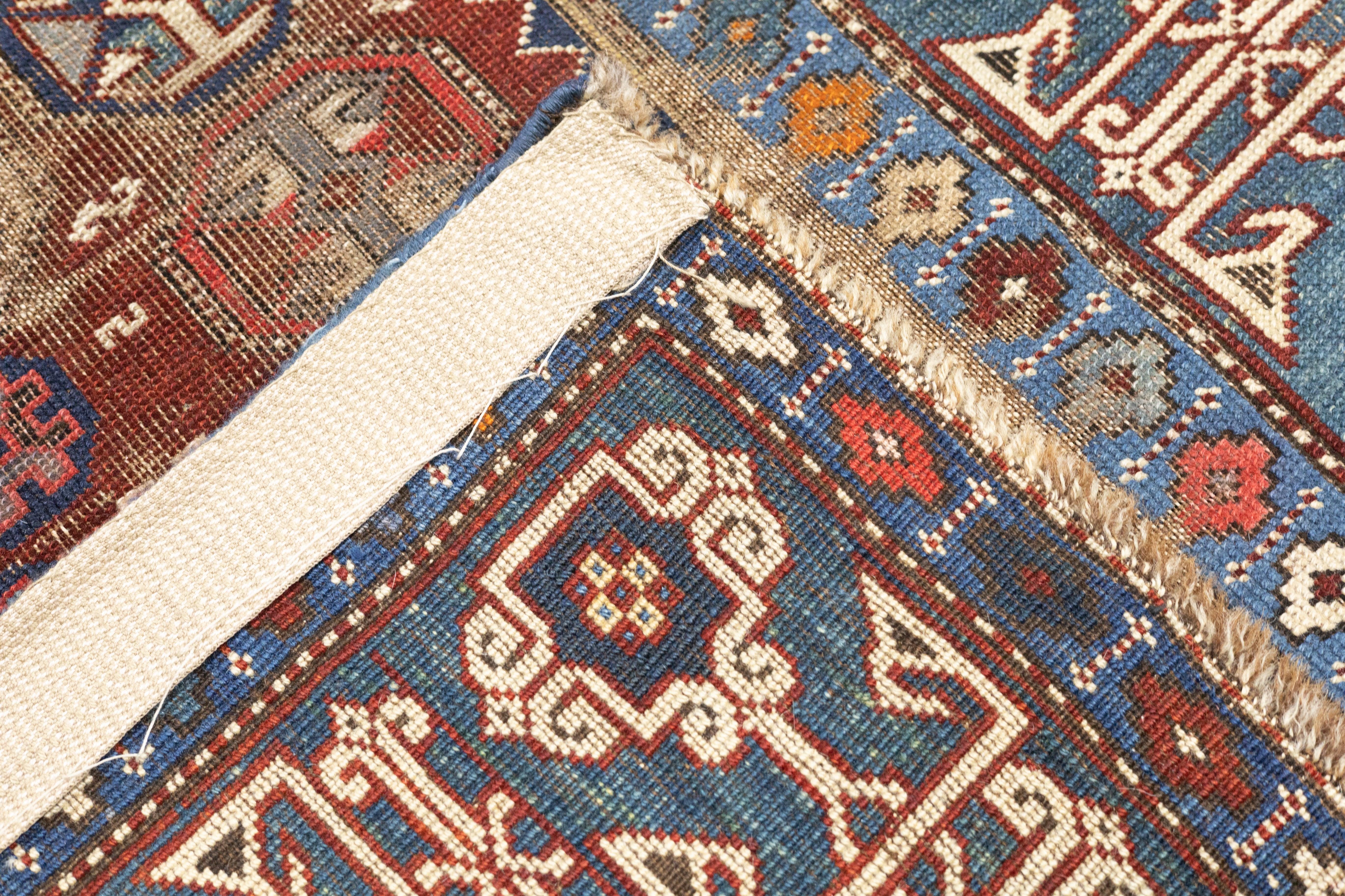 Tapis Shirvan ancien 3'11'' x 5'9'' en vente 6