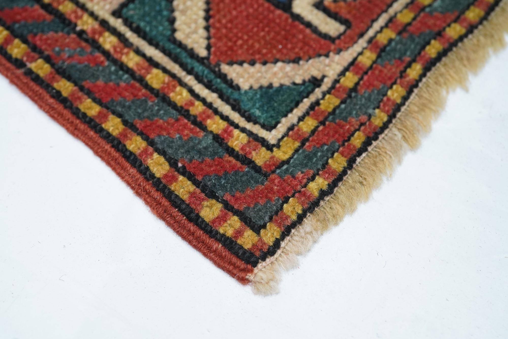 Antique Shirvan Rug In Good Condition For Sale In New York, NY