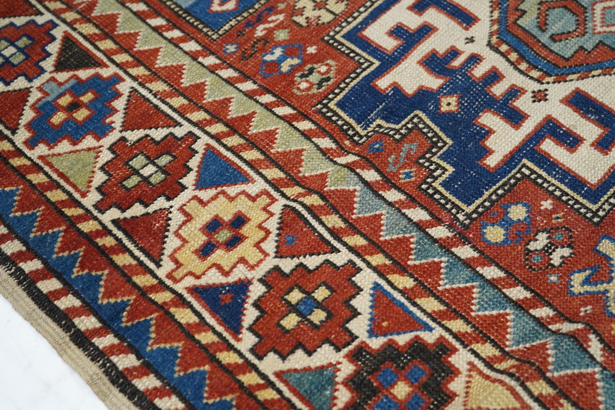 Antique Shirvan Rug In Good Condition For Sale In New York, NY