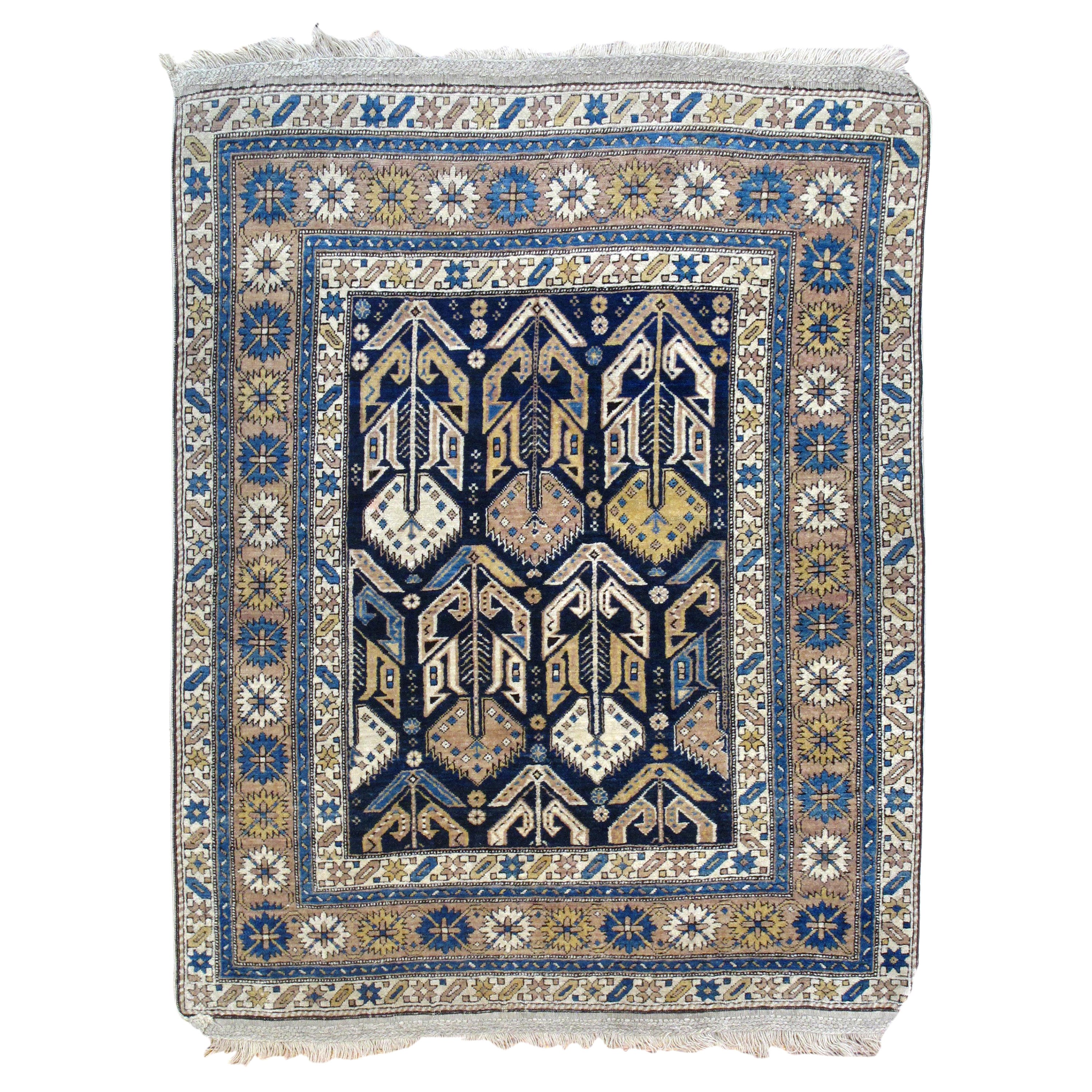 Tapis Shirvan ancien 3'5'' x 4'1''