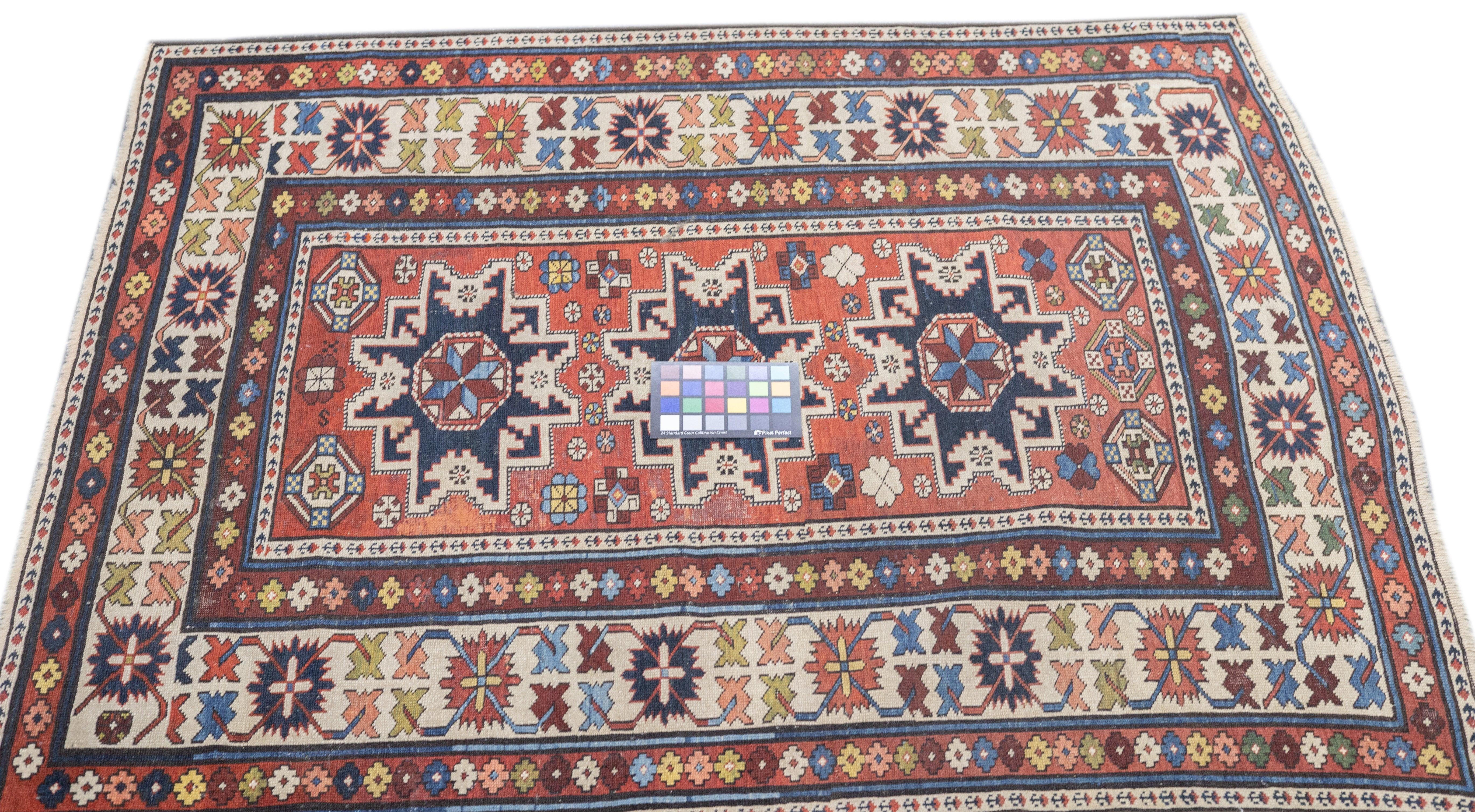 Antiker Shirvan-Teppich 3'8'' x 4'6'' im Angebot 4