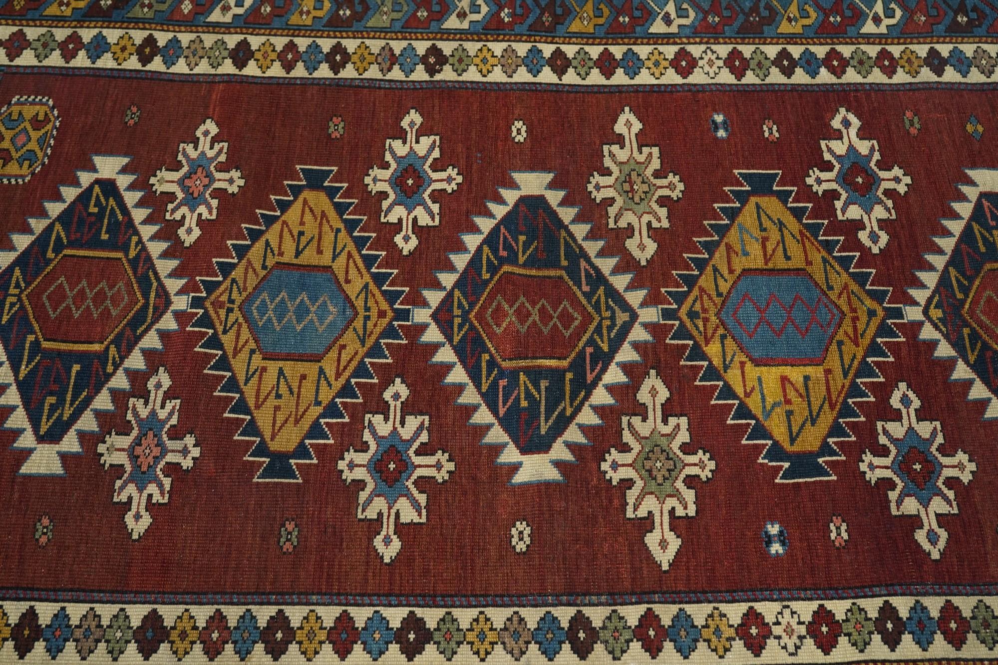 Antiker Schirwan-Teppich im Angebot 1