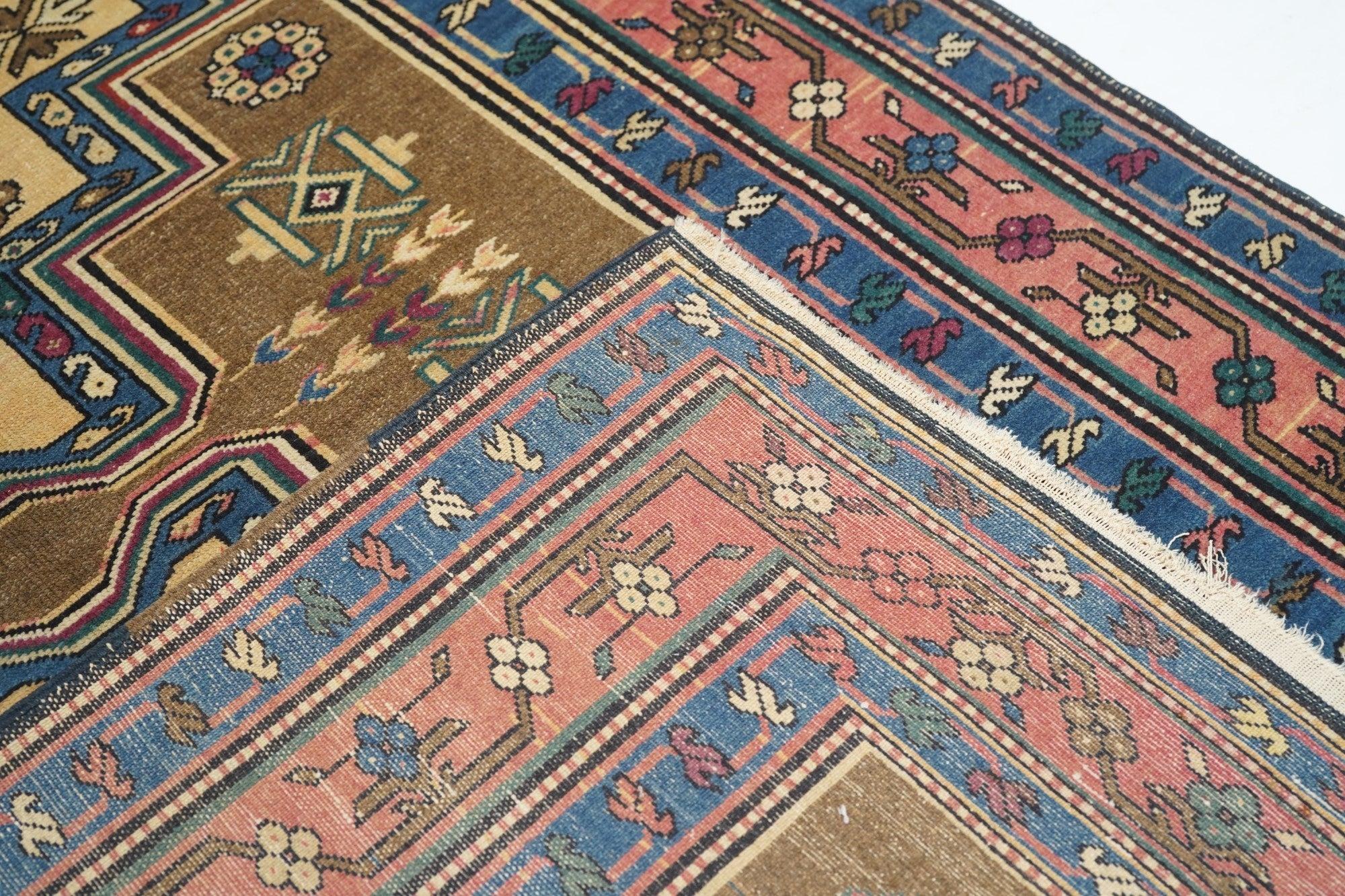 Antique Shirvan Rug 4'1'' x 6'9'' For Sale 2