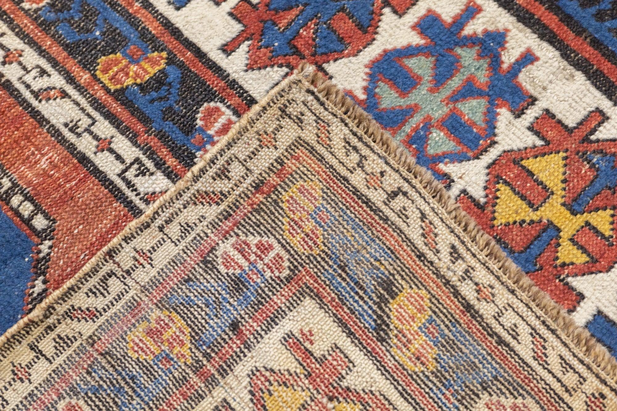 Tapis Shirvan ancien 4'1'' x 7'0