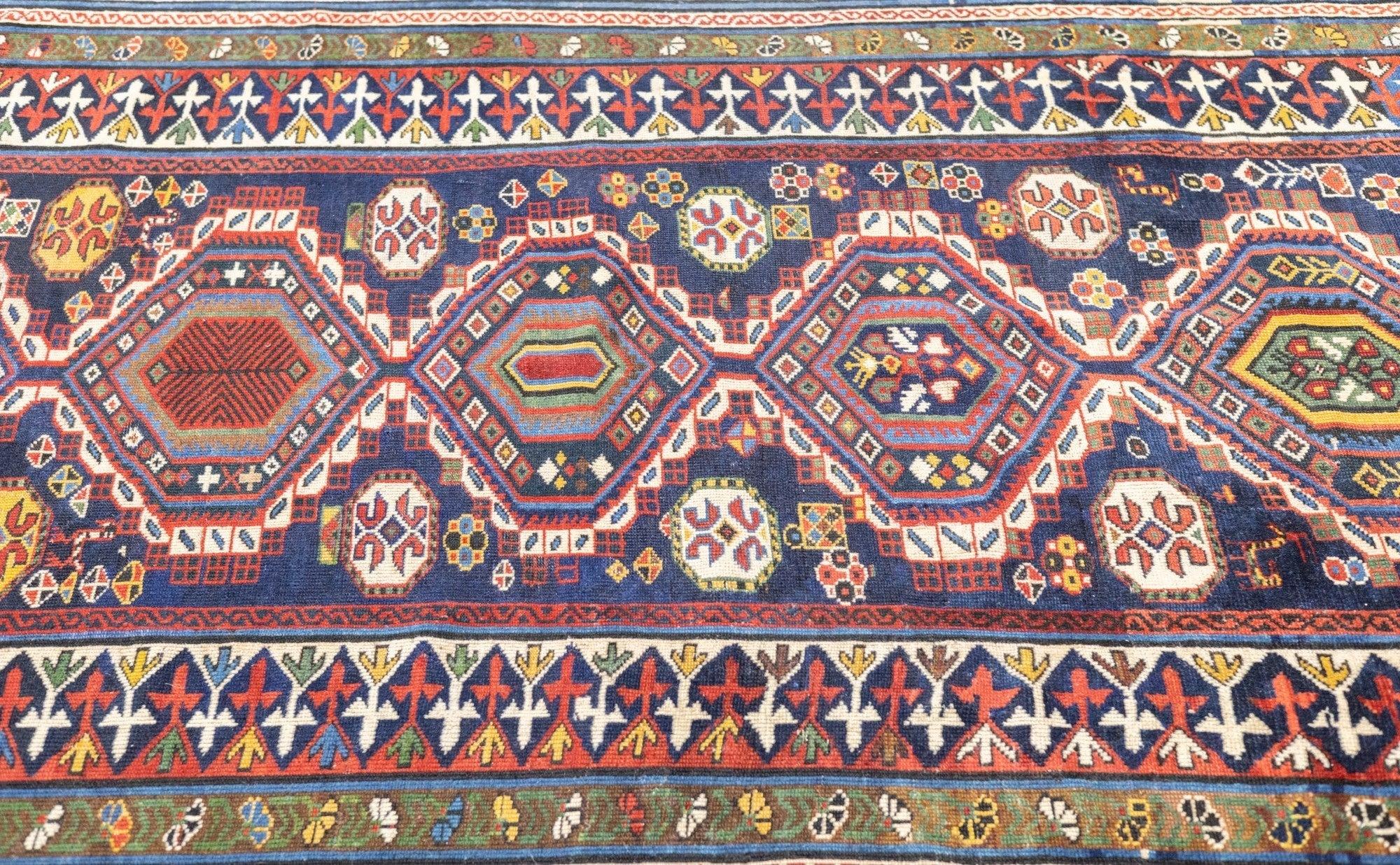 XIXe siècle Tapis Shirvan ancien 4'2'' x 8'7'' en vente