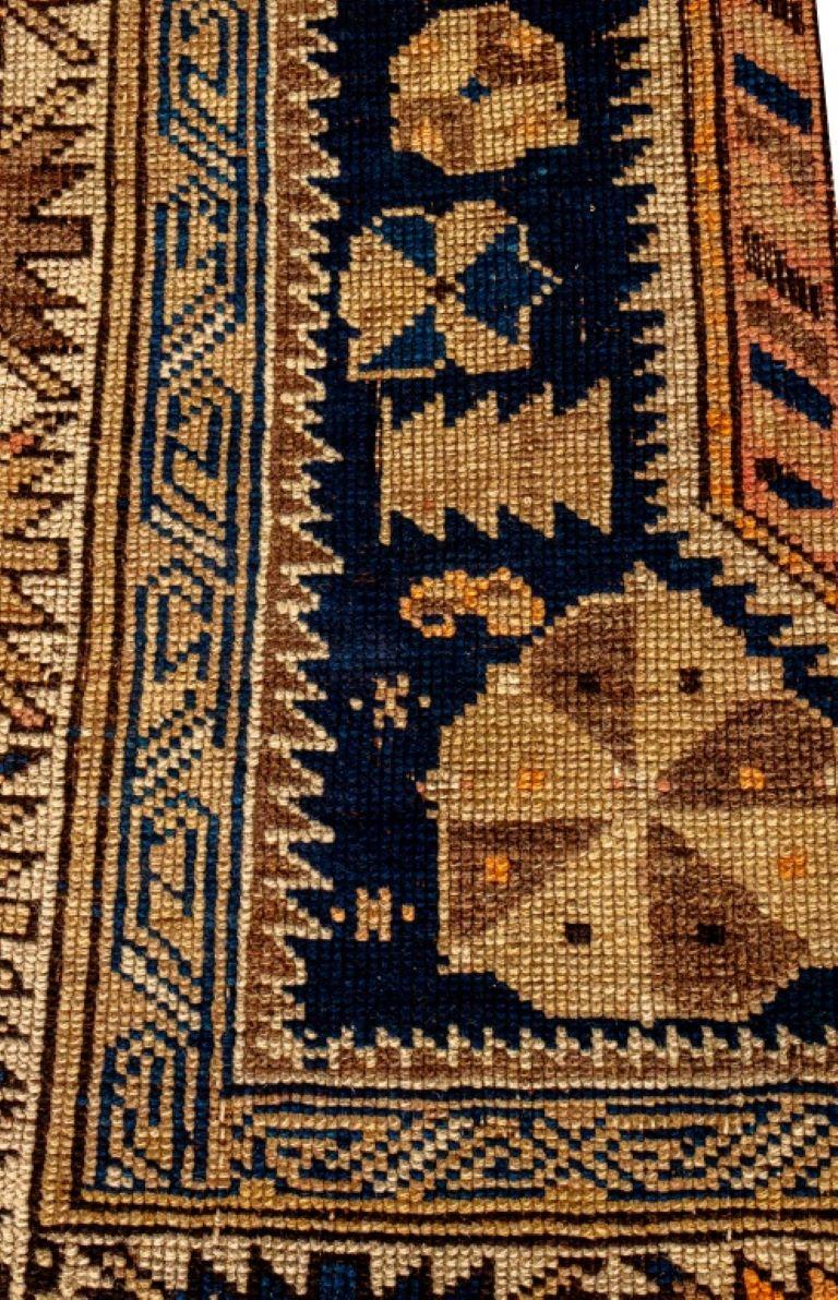 Antique Shirvan Rug 5.75' x 3.75' In Fair Condition For Sale In Astoria, NY