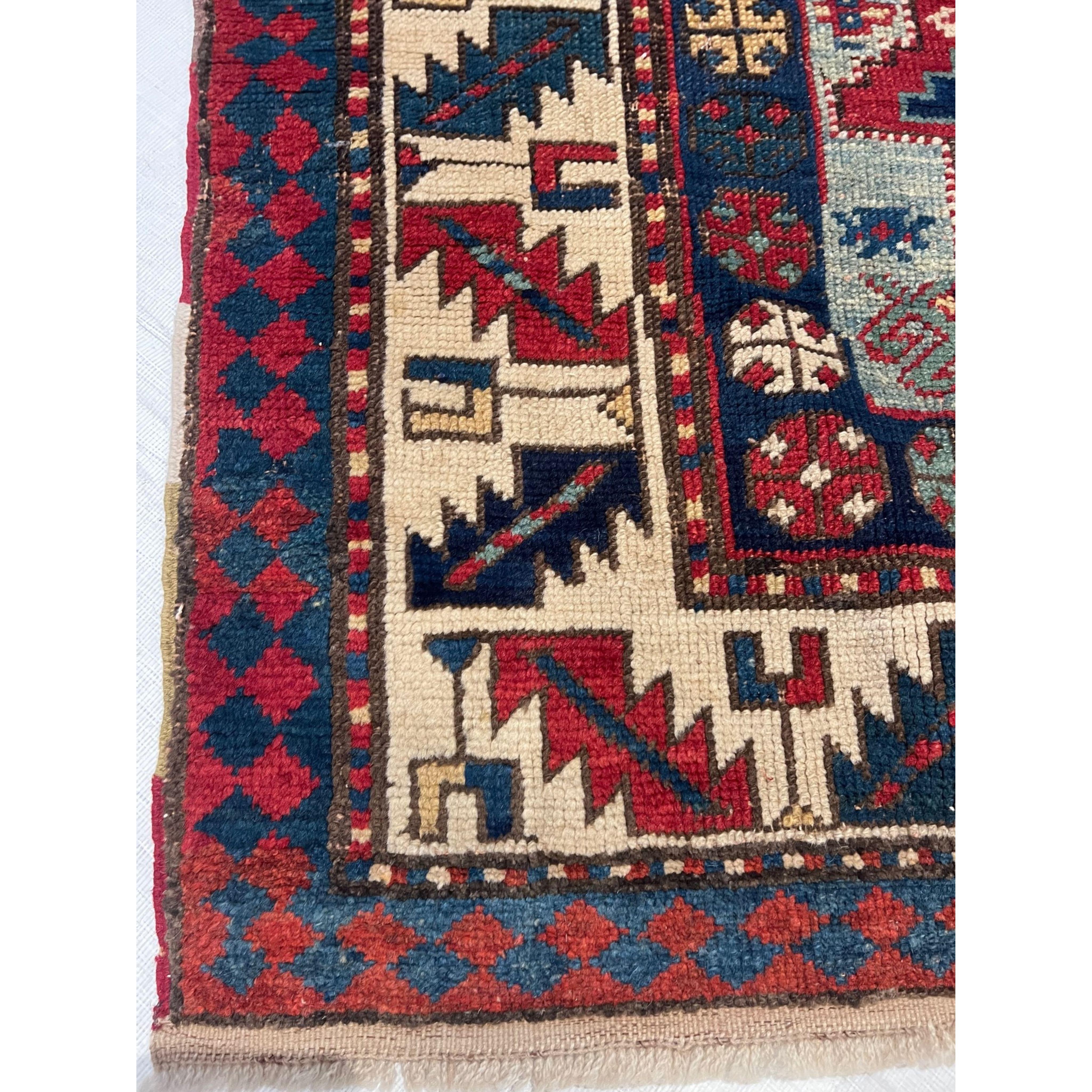 Tapis Shirvan ancien 6,10 x 3,5 cm Bon état - En vente à Los Angeles, US