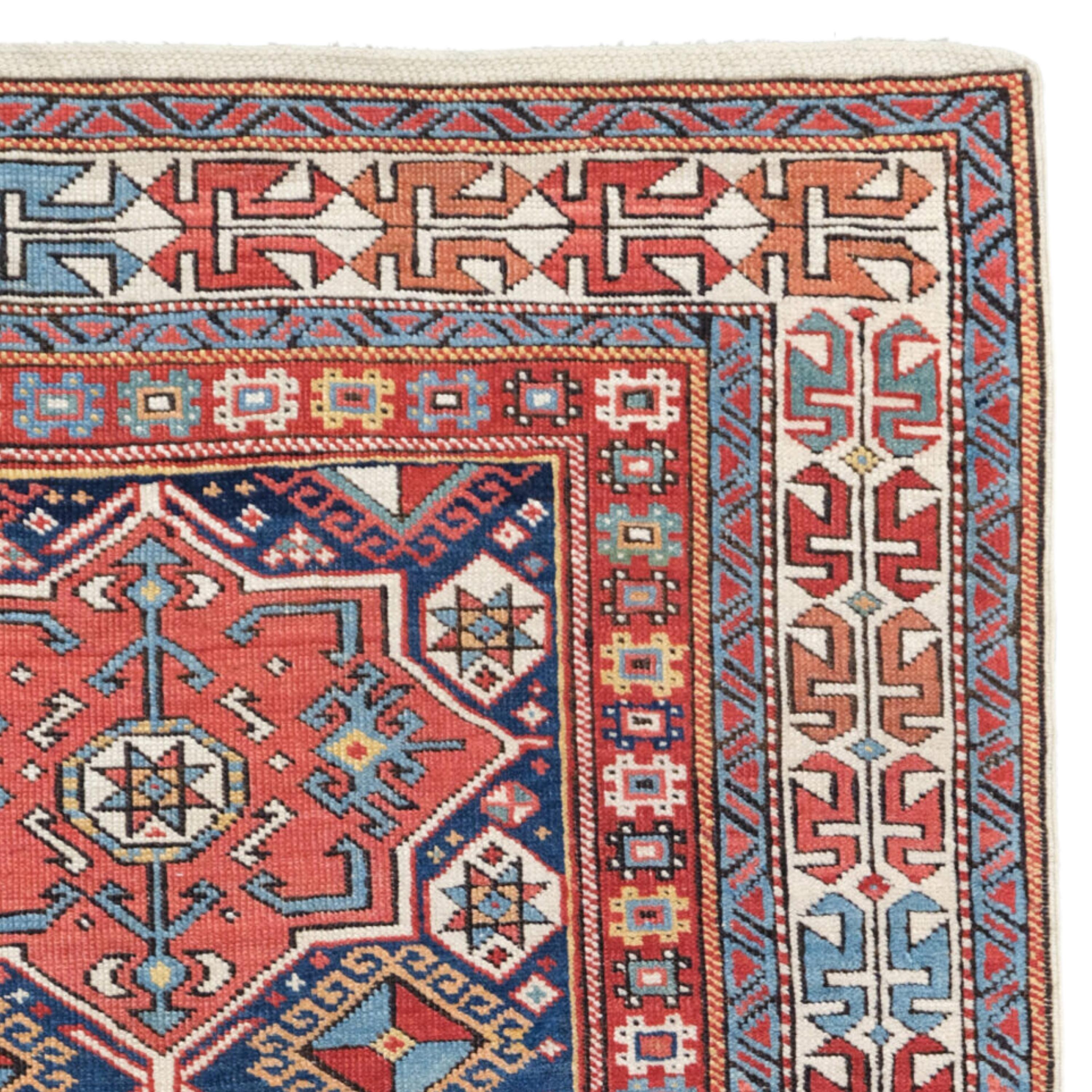 Antiker Schirwan-Teppich - um 1880, antiker kaukasischer Teppich im Zustand „Gut“ im Angebot in Sultanahmet, 34