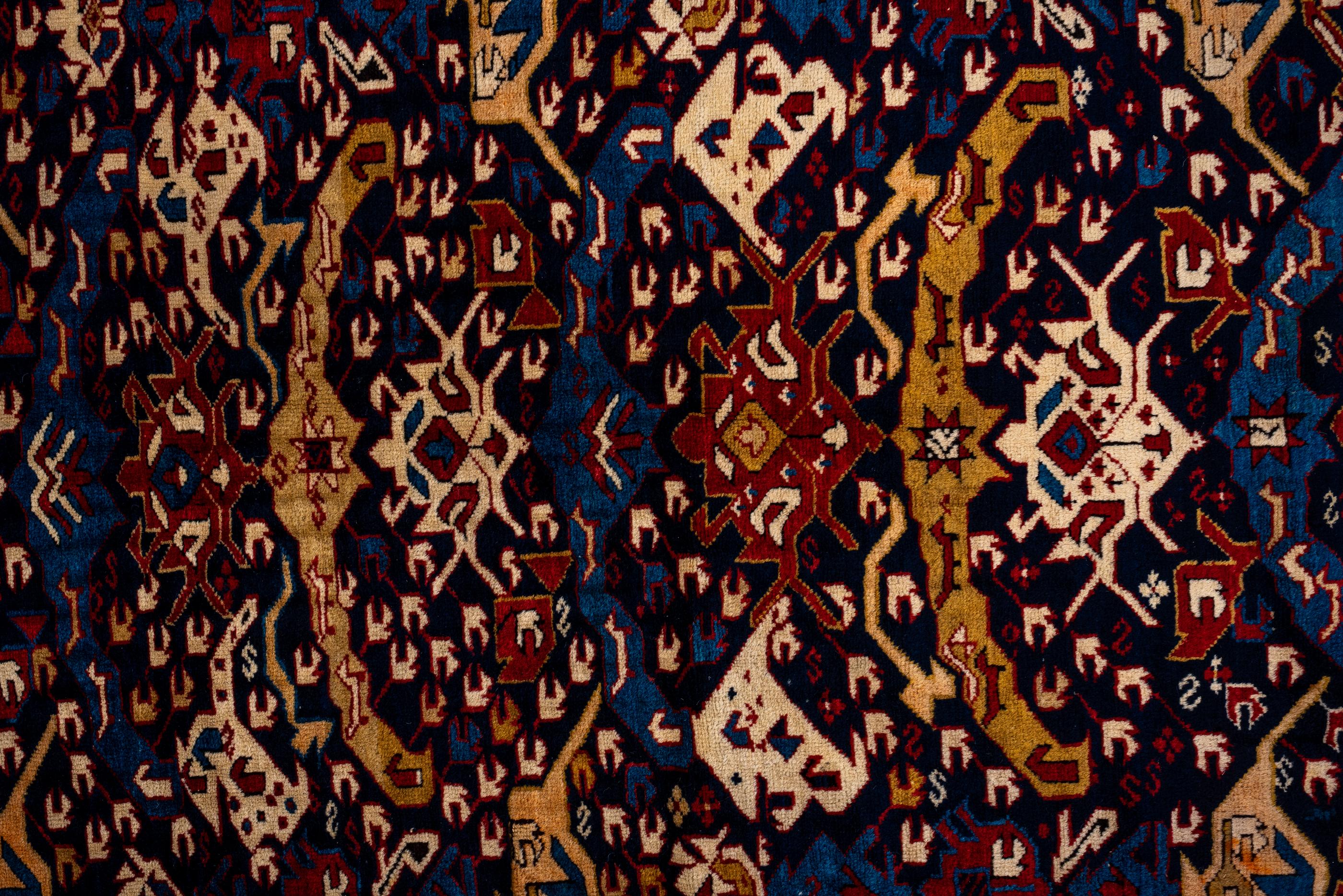 Annodato a mano Tappeto antico Shirvan, circa inizio 1900 in vendita
