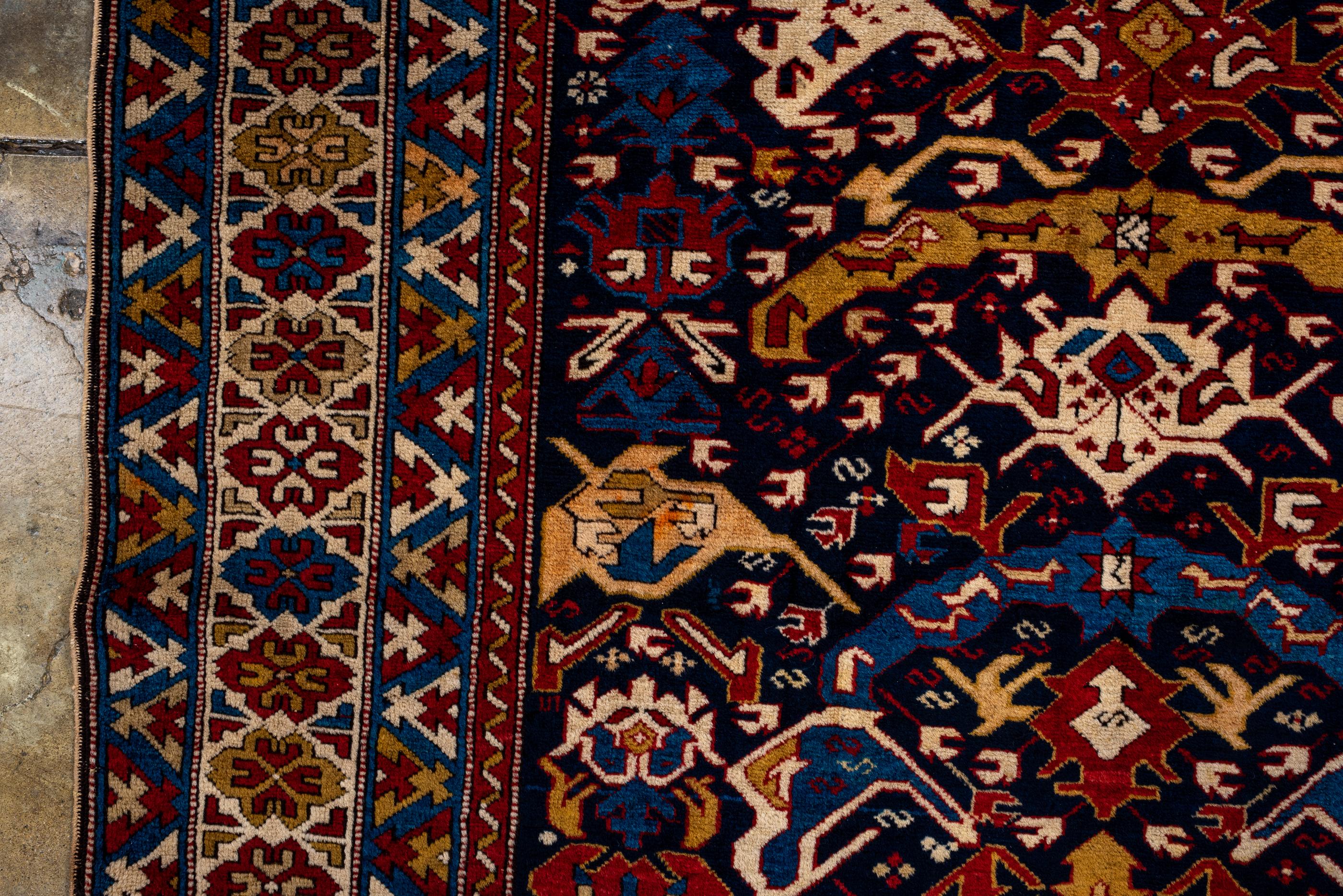 Antique Shirvan Rug, circa Early 1900s In Excellent Condition For Sale In New York, NY