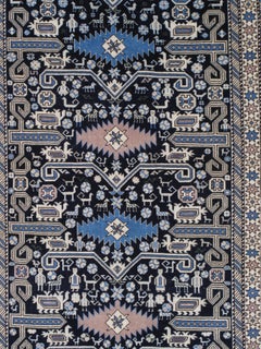 Antiker Shirvan-Teppich, handgeknüpfter orientalischer Teppich aus Wolle in Marineblau, Hellblau, Elfenbein, Elfenbein