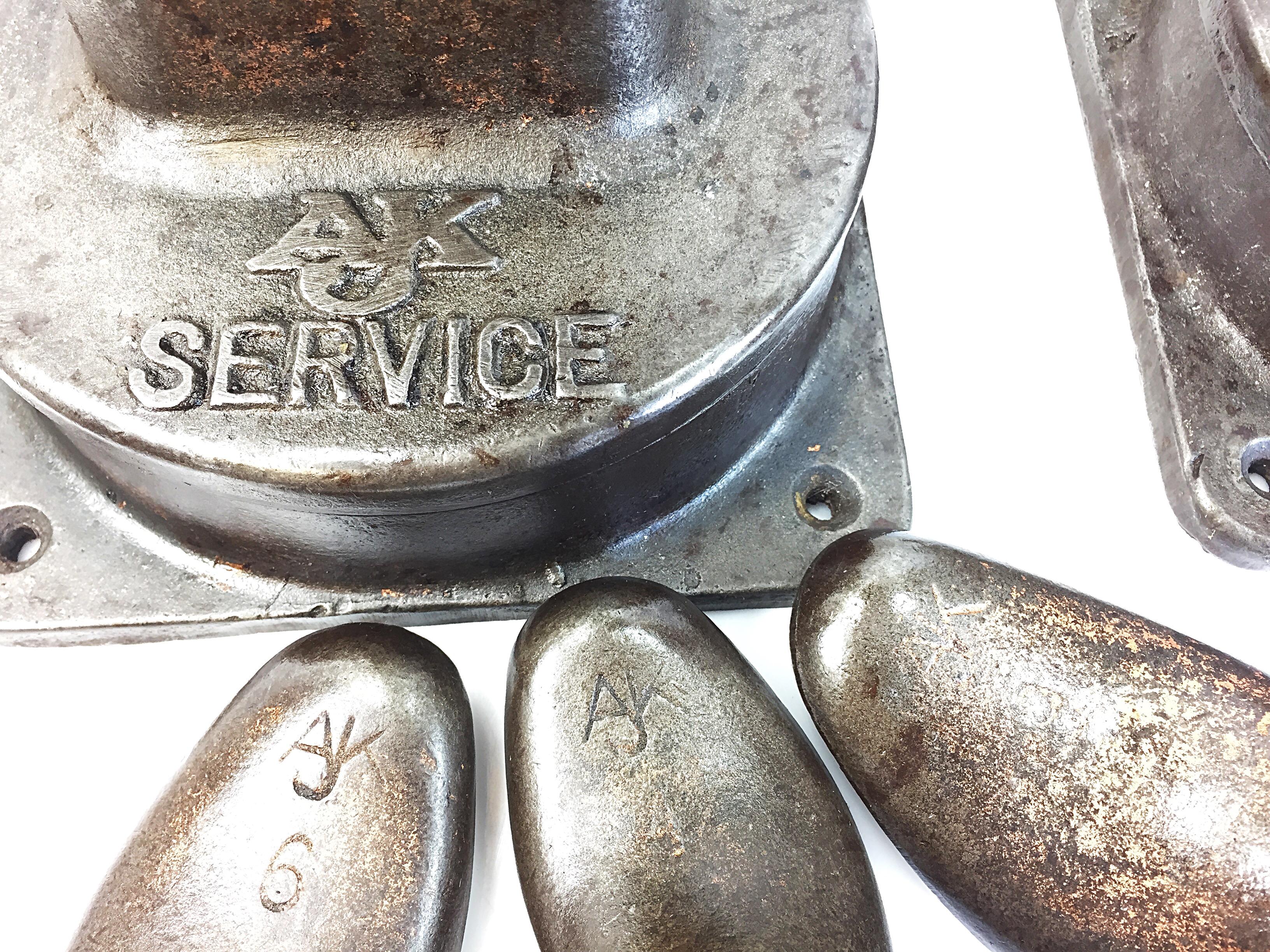 Antique Shoemakers Lasting Jacks Stand Cobbler Tools Leather Shoe