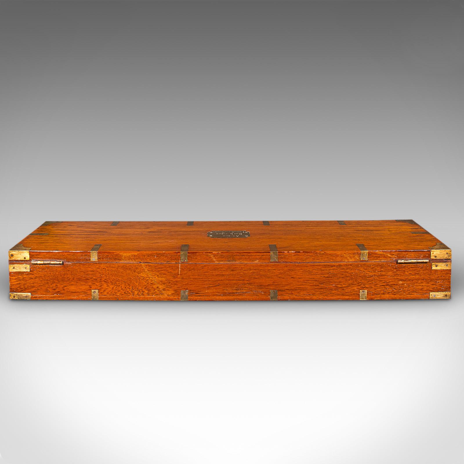 Maletín Antiguo para Escopeta, Teca India, Latón, Caja para Rifle, Victoriano, Circa 1900 en Bueno estado para la venta en Hele, Devon, GB