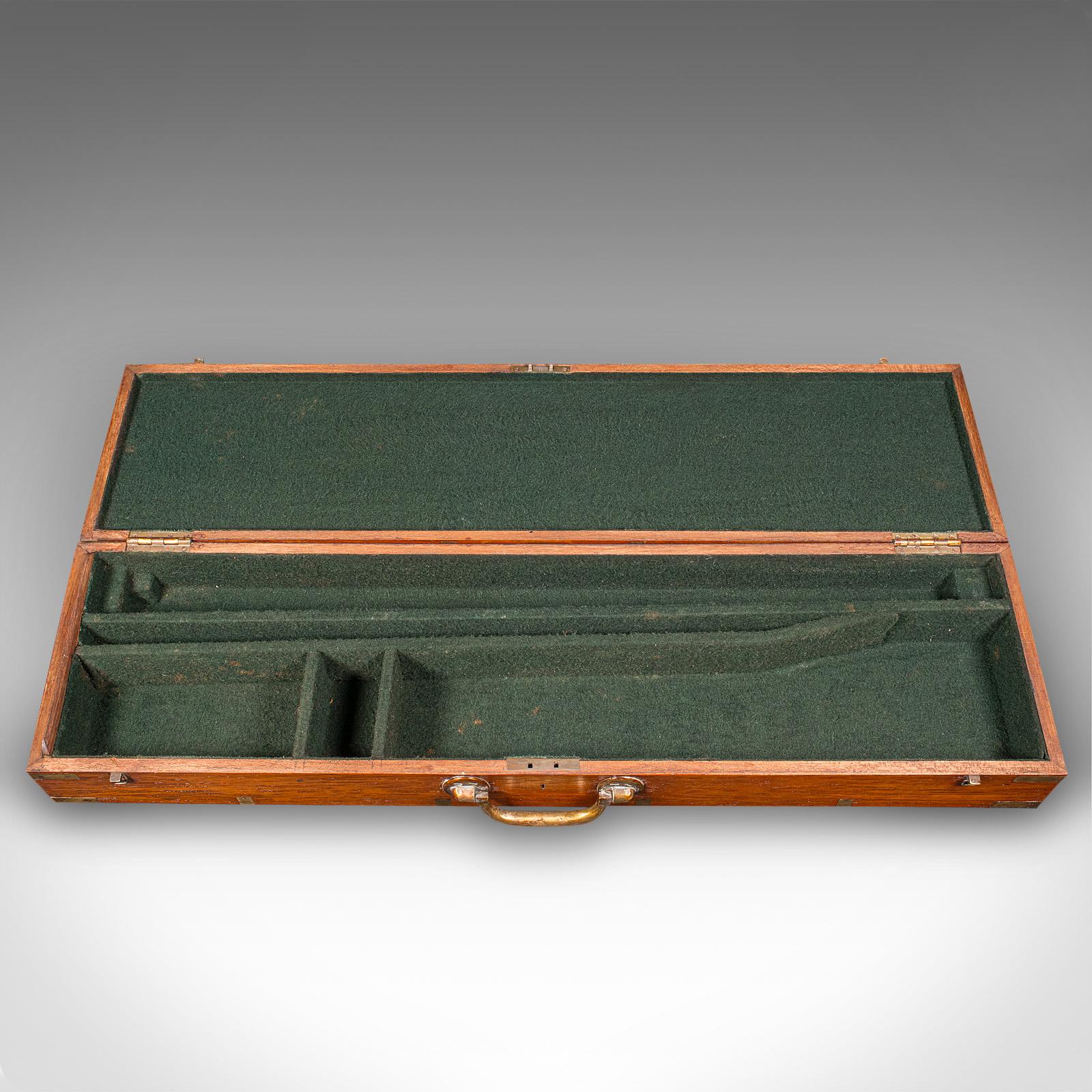 Maletín Antiguo para Escopeta, Teca India, Latón, Caja para Rifle, Victoriano, Circa 1900 en venta 1